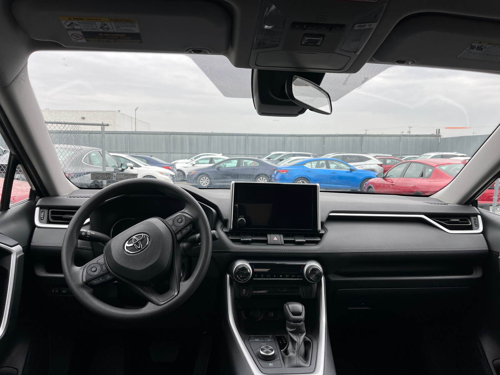 Thumbnail: 2025 Toyota RAV4 - 3