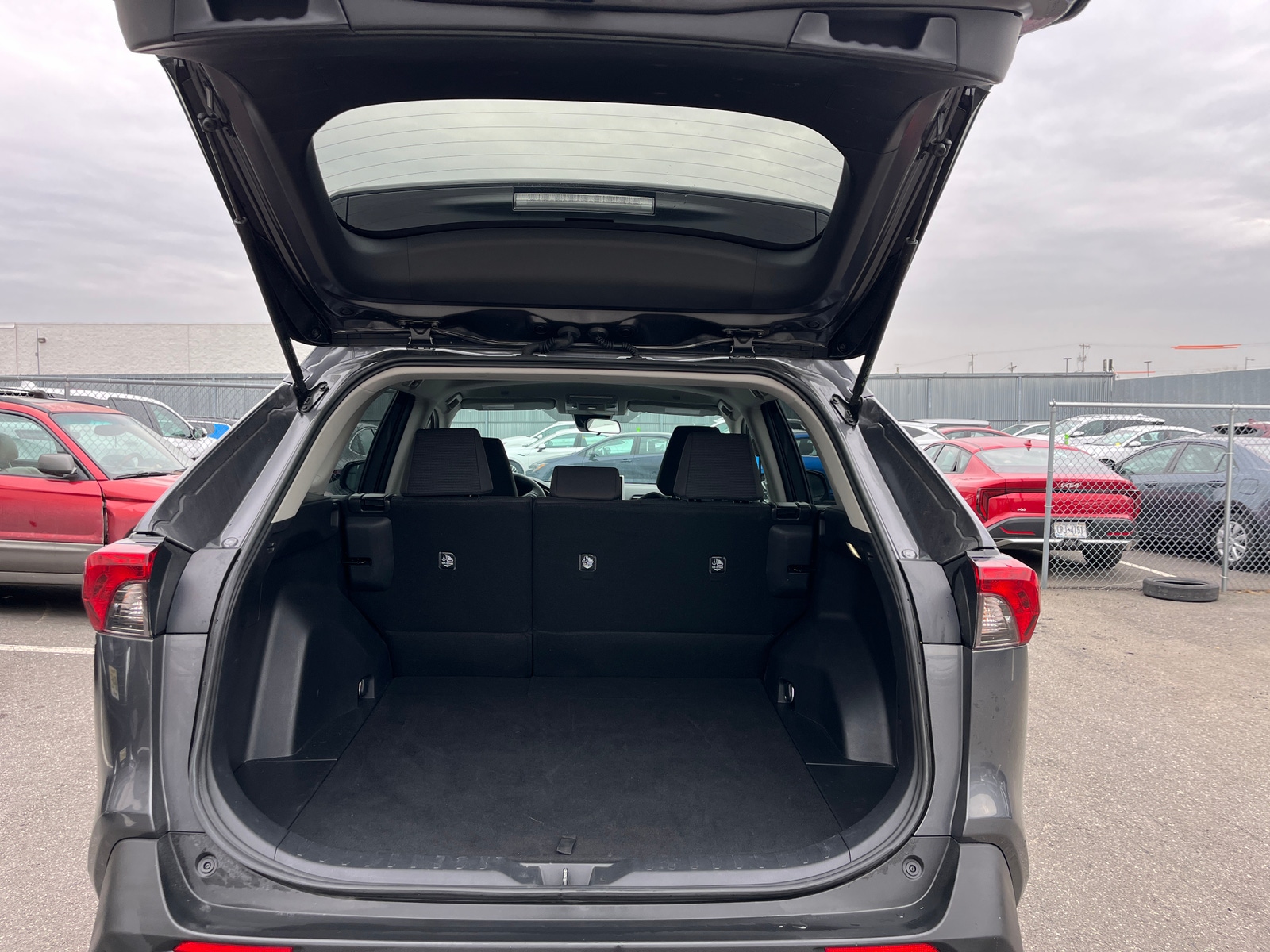 Thumbnail: 2025 Toyota RAV4 - 6