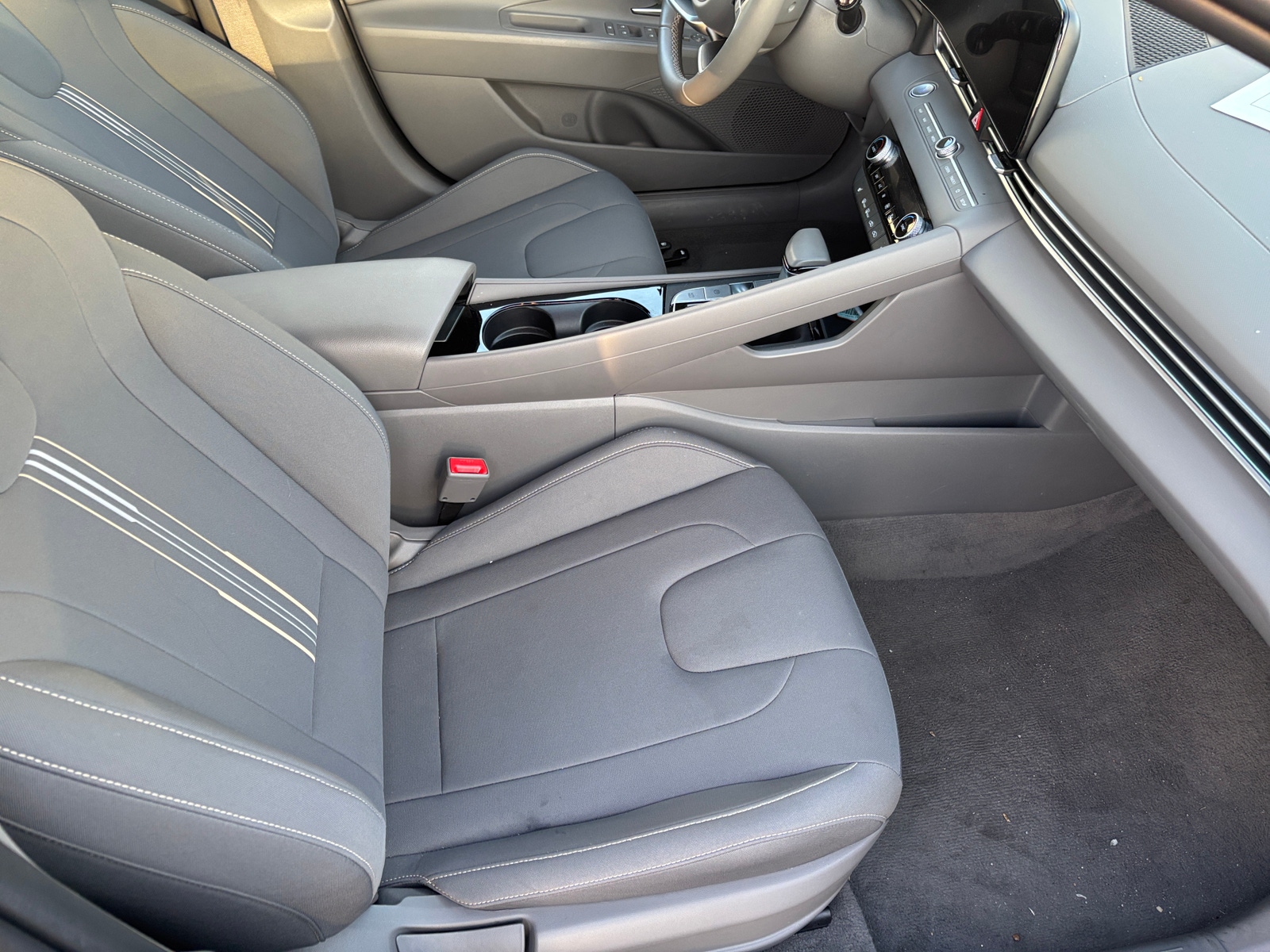 Thumbnail: 2025 Hyundai Elantra - 2