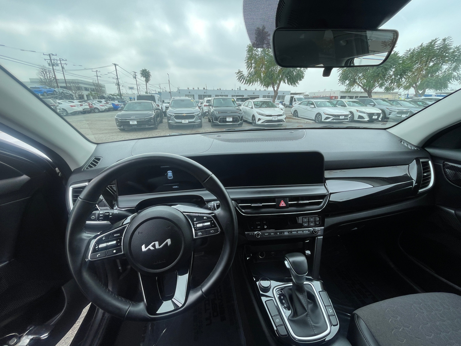 Thumbnail: 2025 Kia Seltos - 3