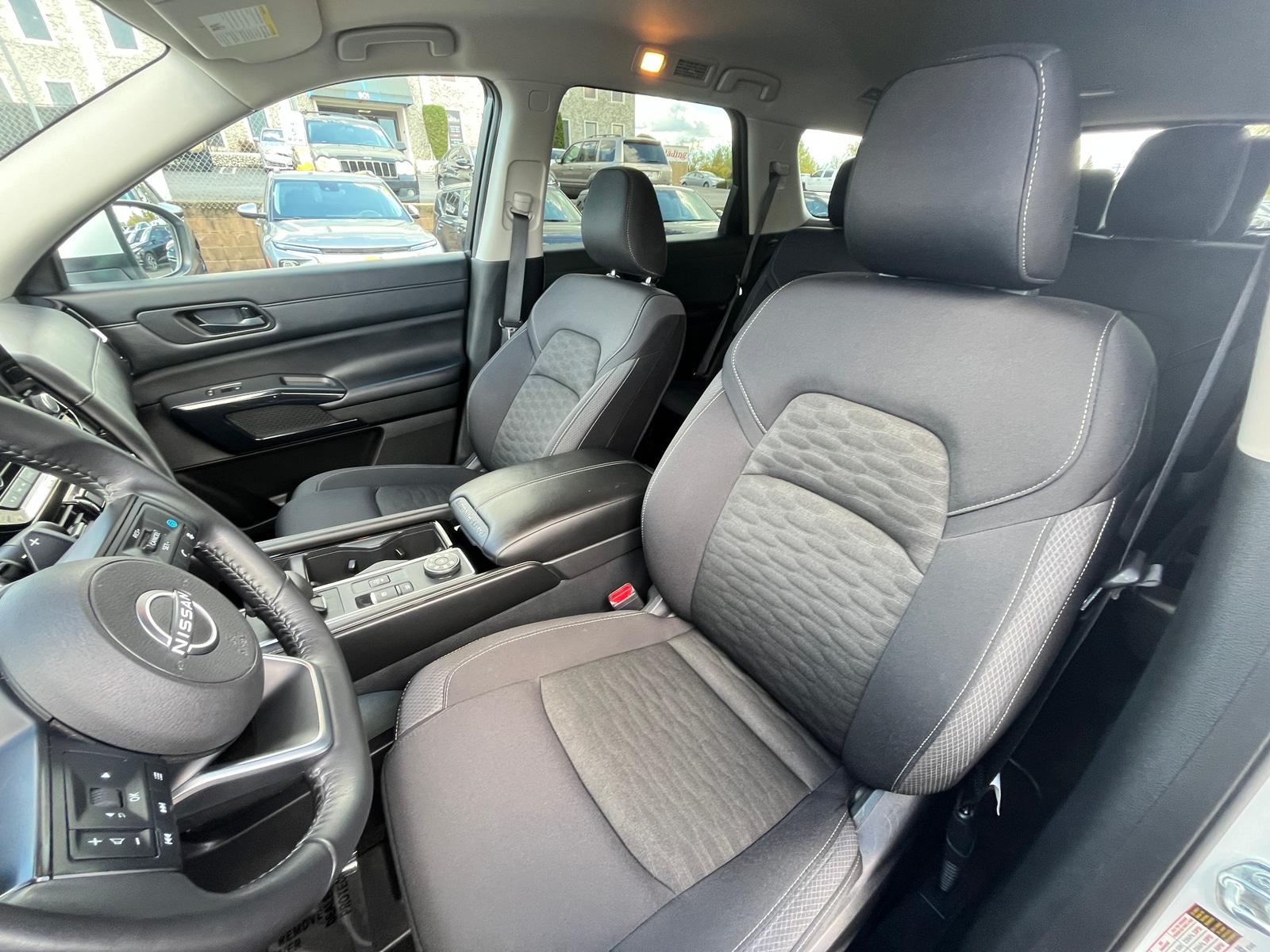 Thumbnail: 2025 Nissan Pathfinder - 2