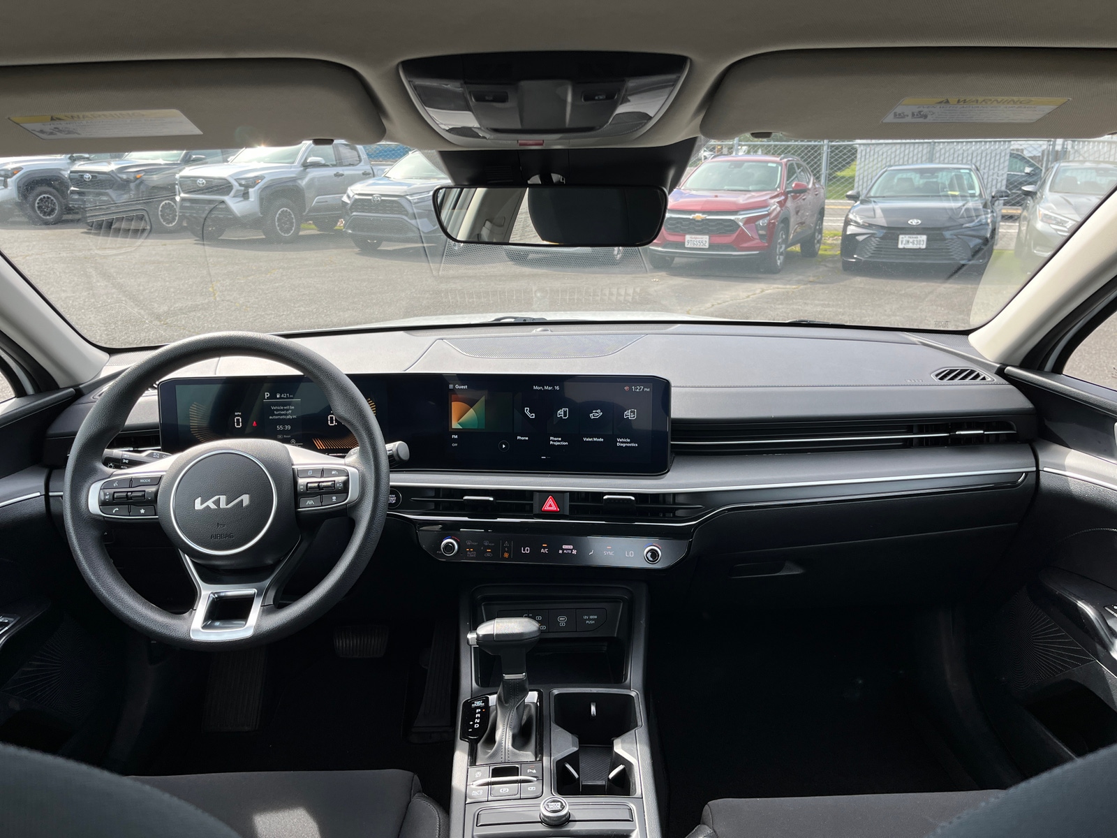 Thumbnail: 2025 Kia K5 - 3