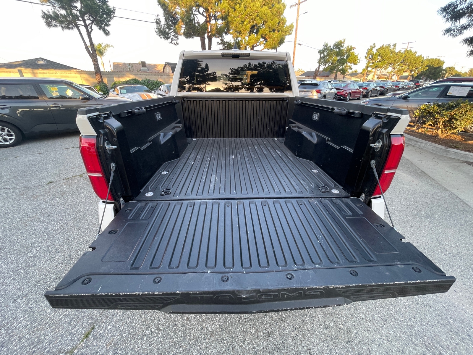 Thumbnail: 2025 Toyota Tacoma - 4