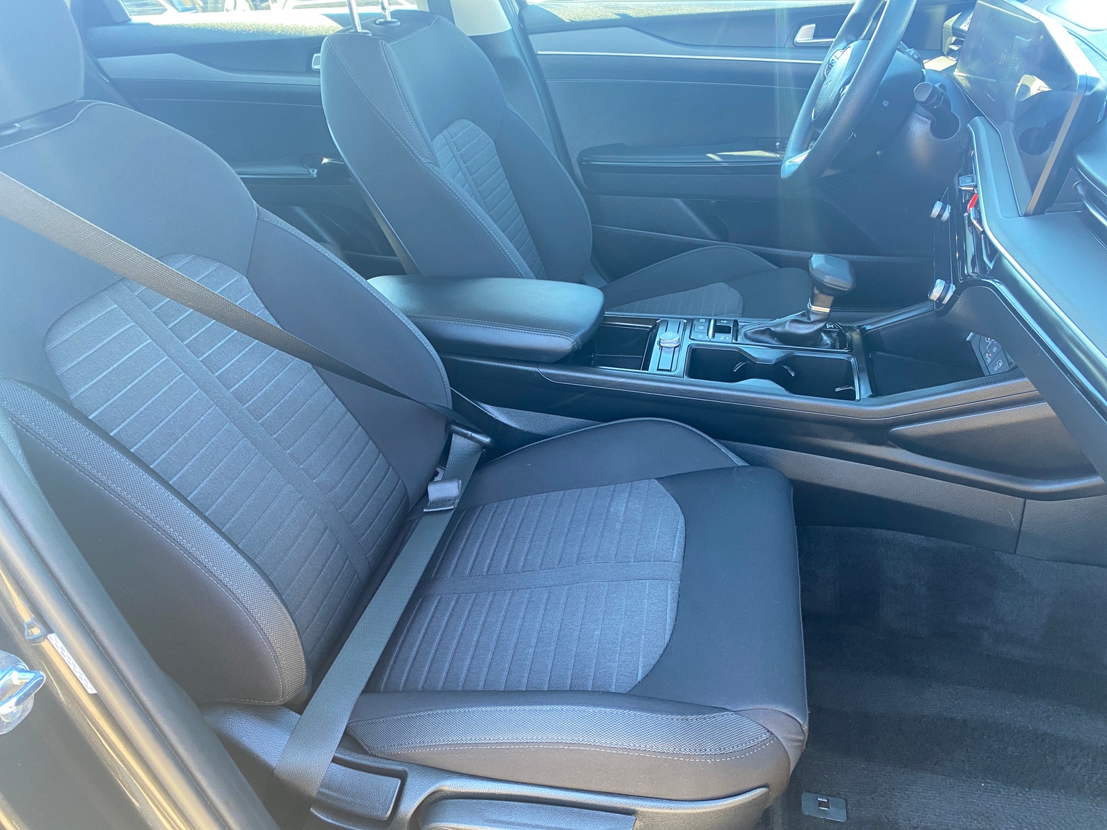 Thumbnail: 2025 Kia K5 - 2