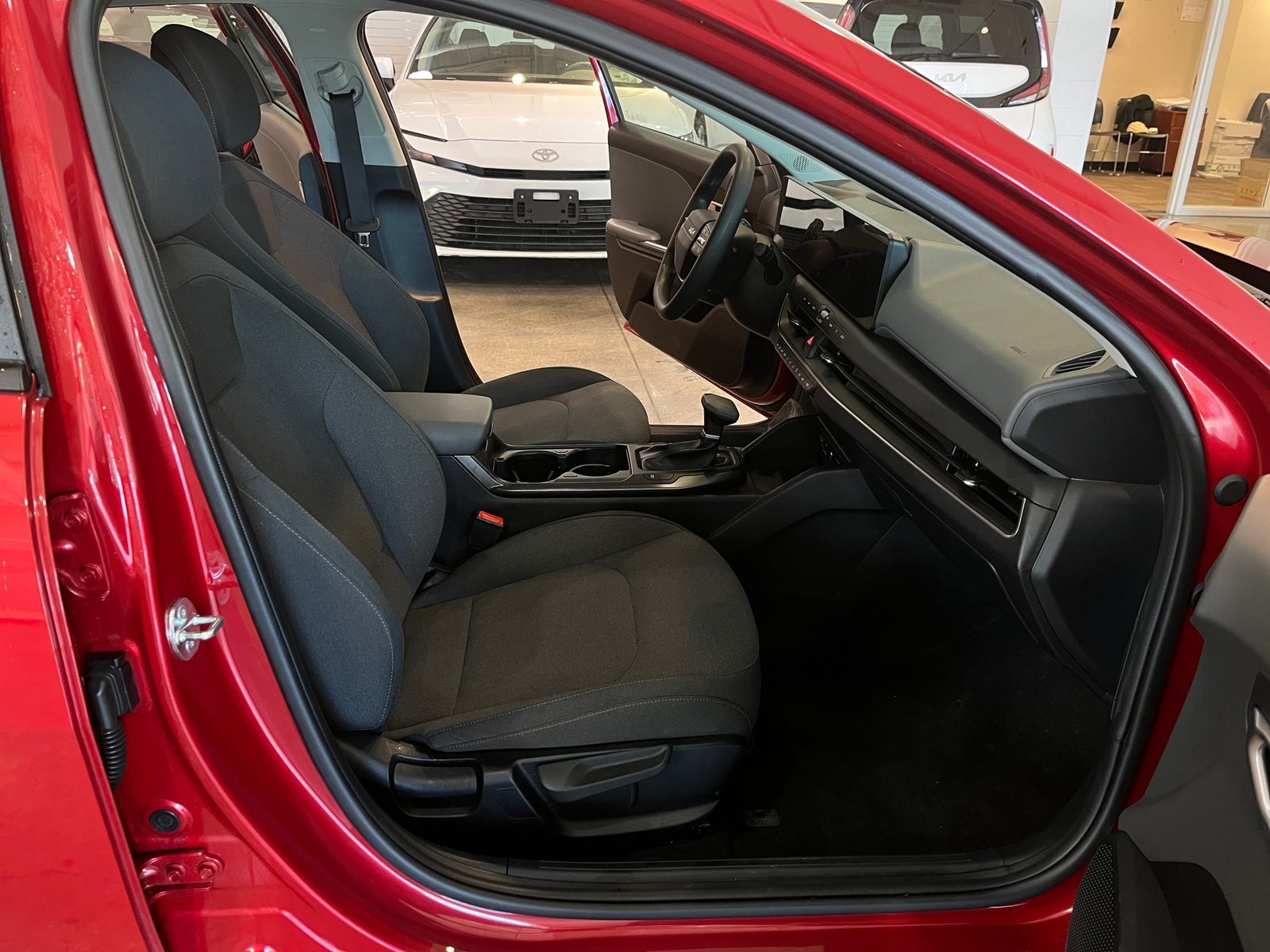 Thumbnail: 2025 Kia K4 - 2