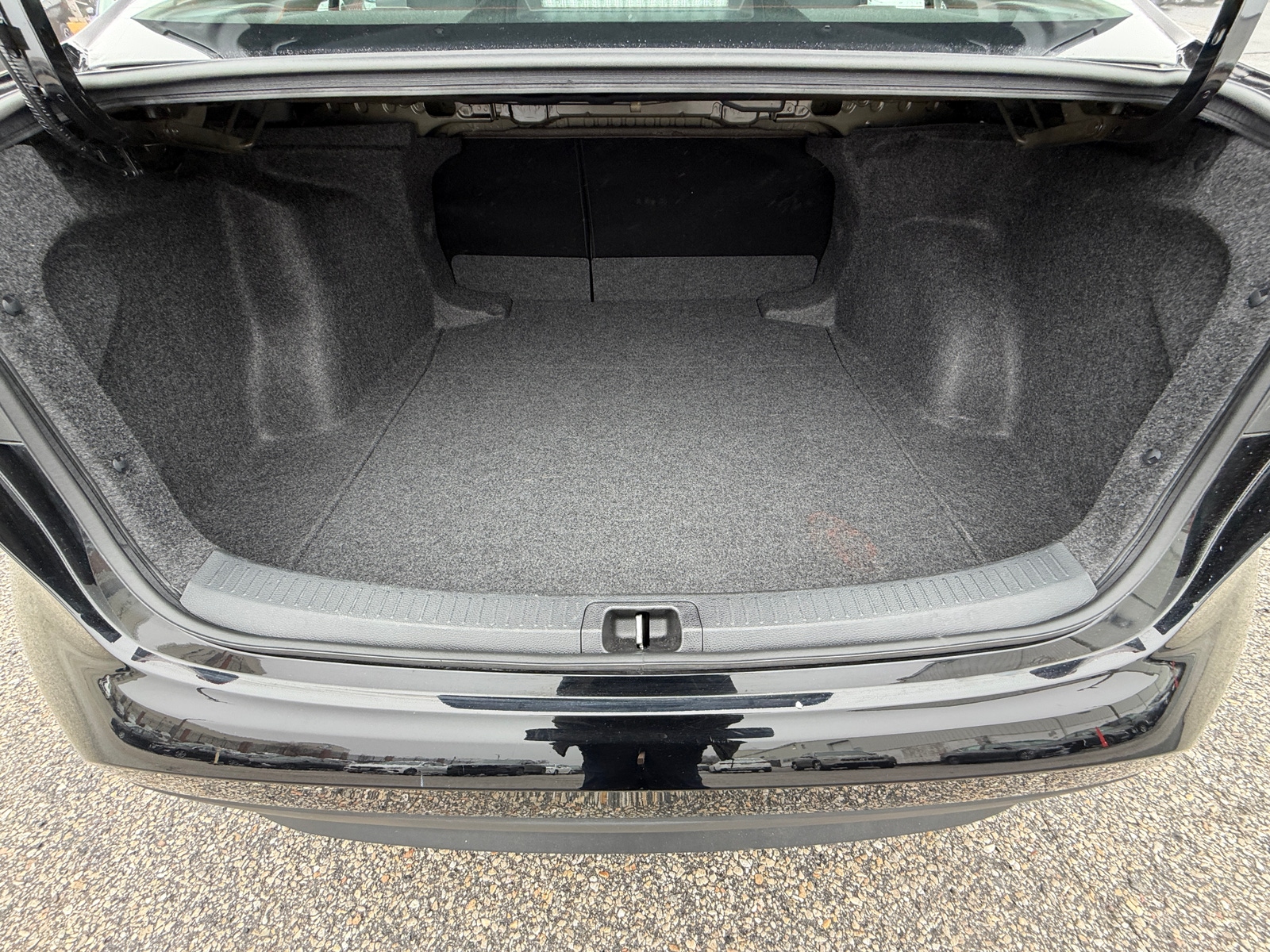 Thumbnail: 2025 Toyota Corolla - 6