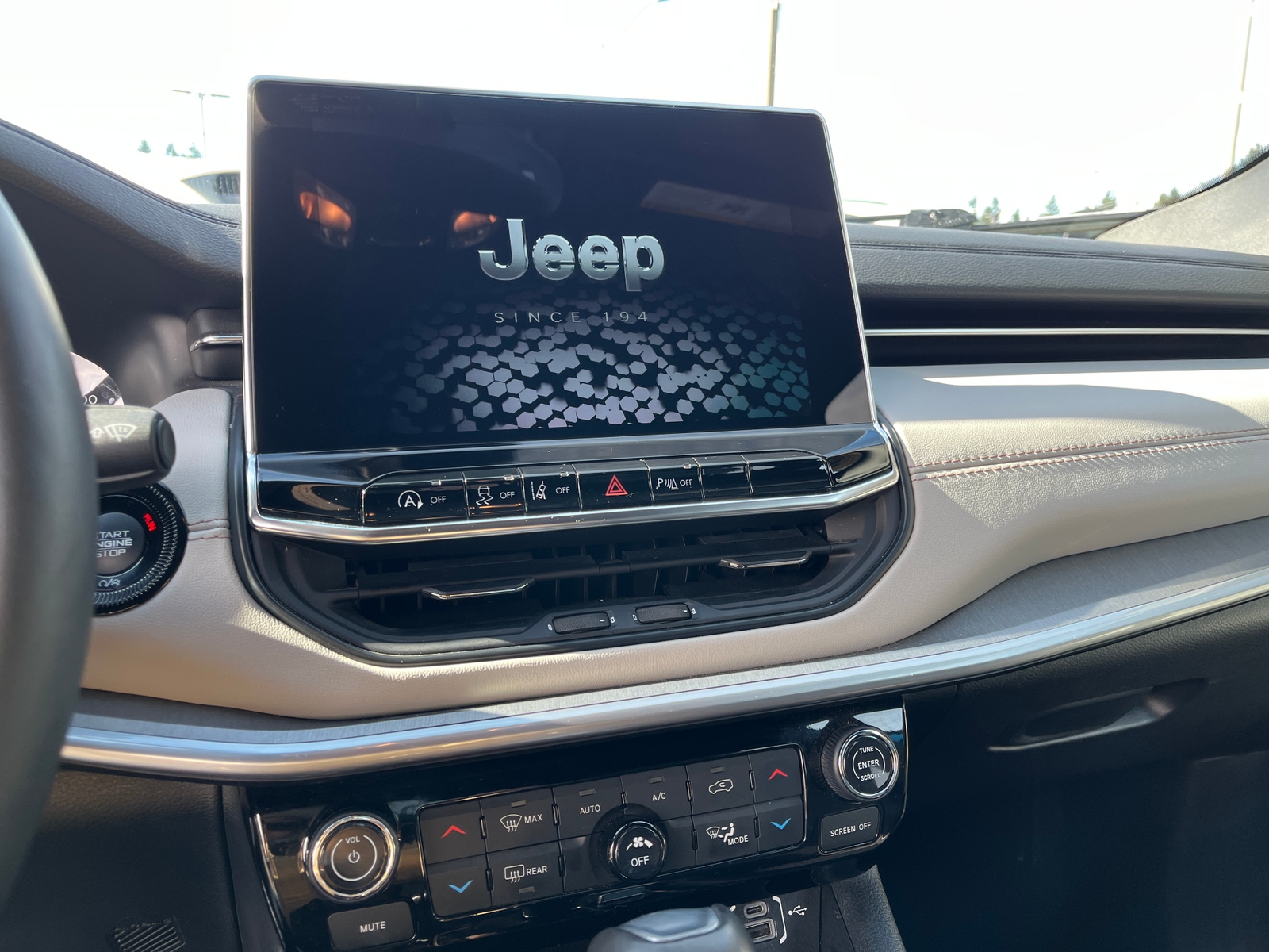 Thumbnail: 2025 Jeep Compass - 4