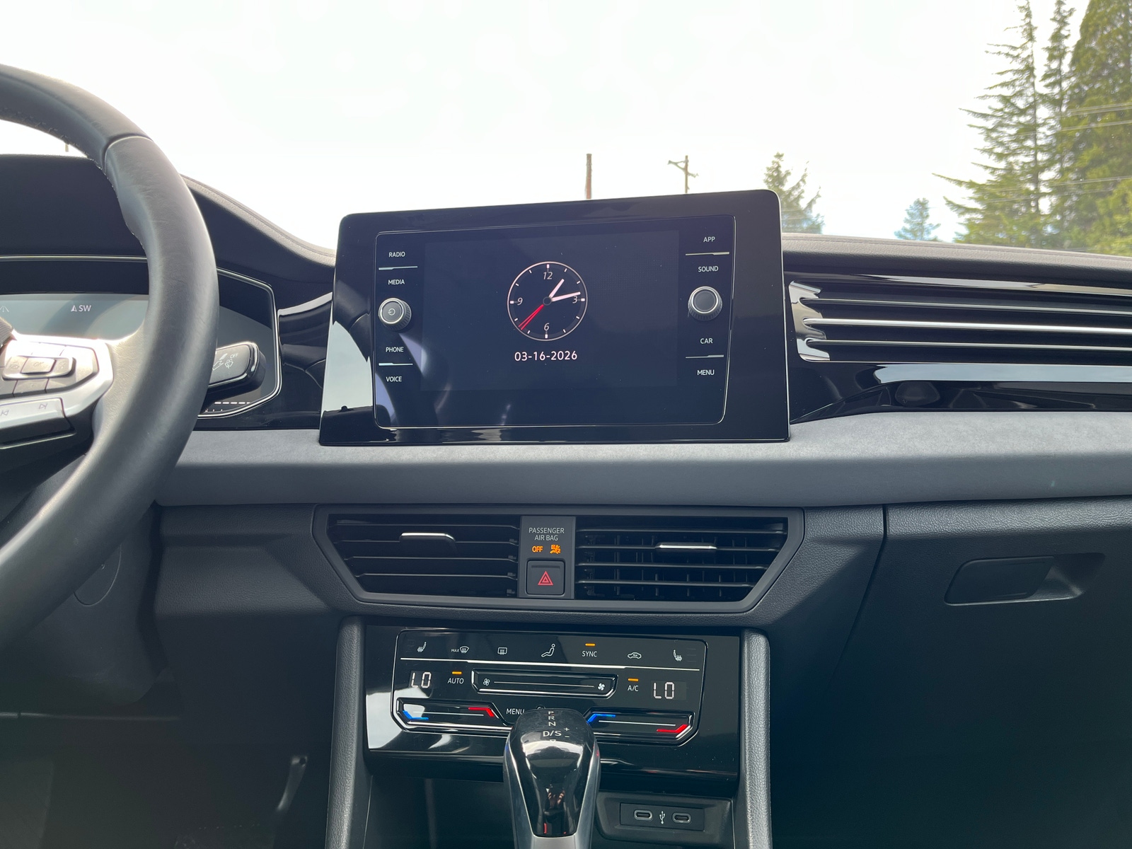 Thumbnail: 2025 Volkswagen Jetta - 3