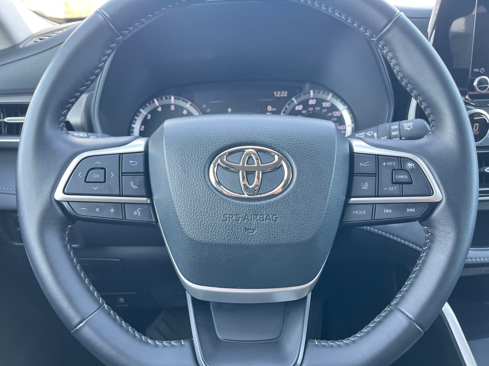 Thumbnail: 2025 Toyota Highlander - 5