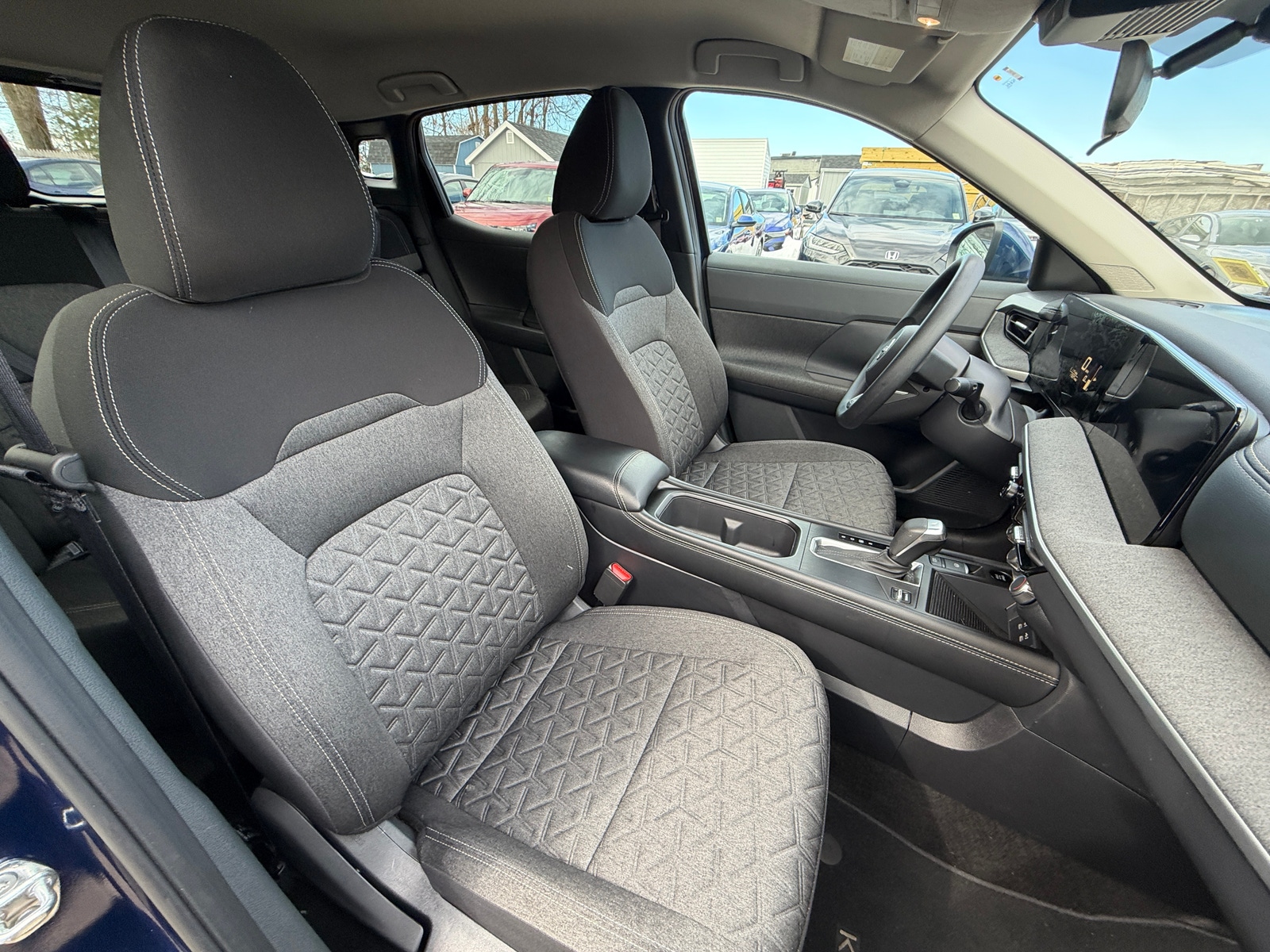 Thumbnail: 2025 Nissan Kicks - 2