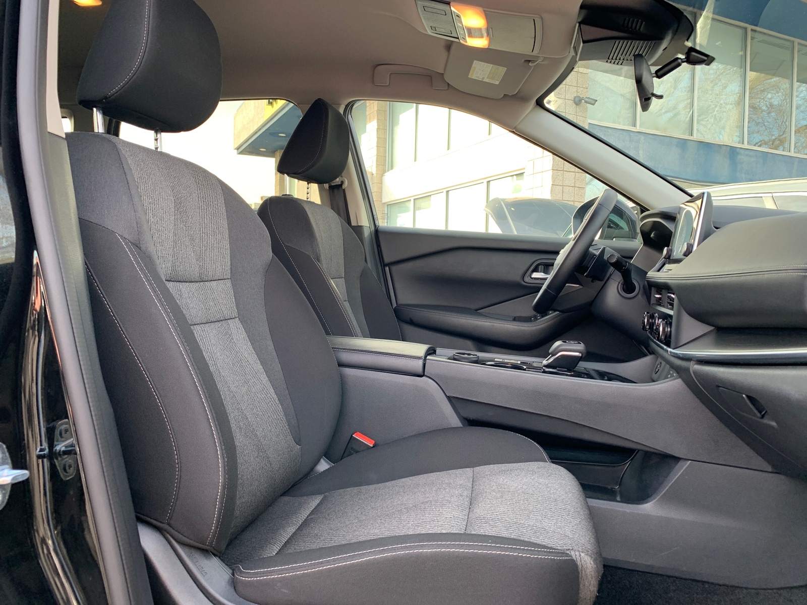 Thumbnail: 2025 Nissan Rogue - 2