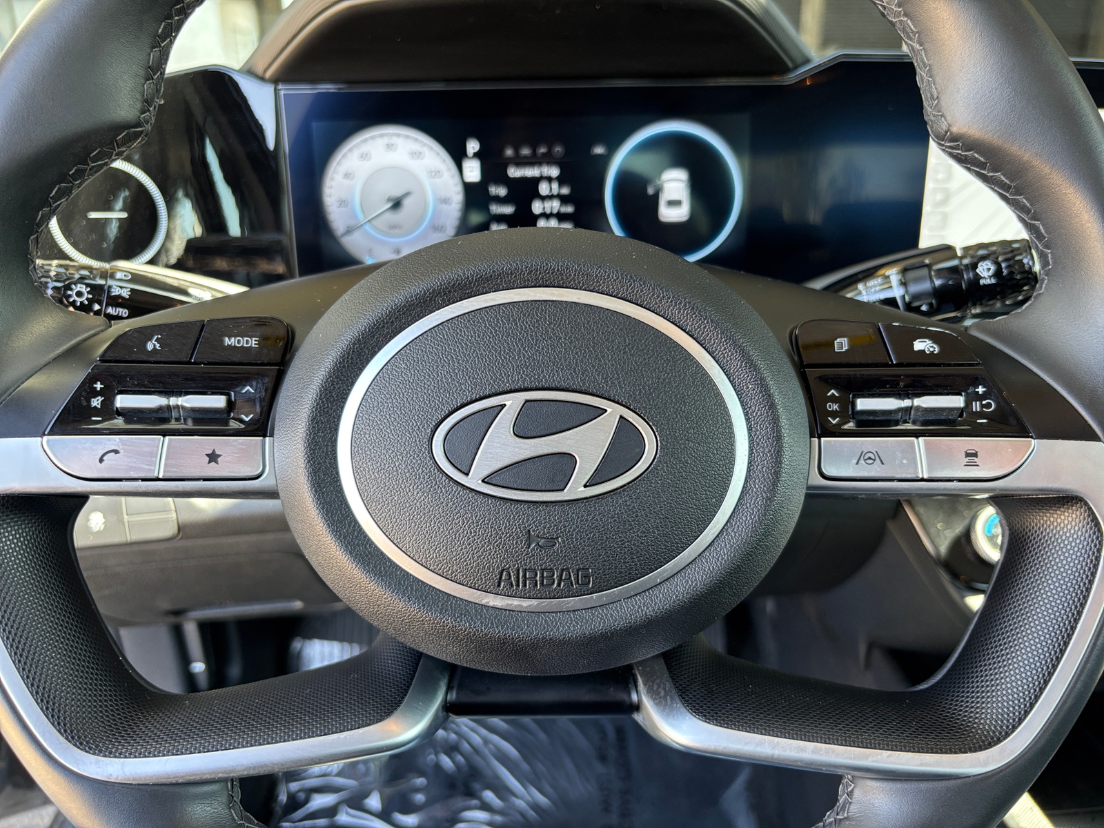 Thumbnail: 2025 Hyundai Elantra - 5