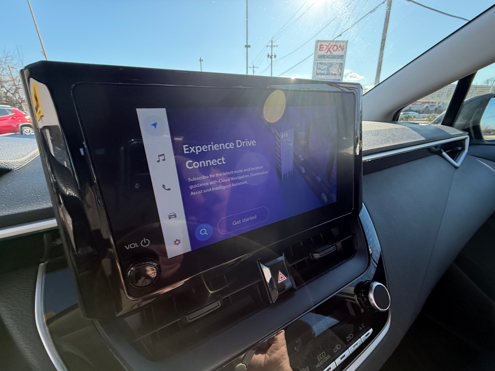 Thumbnail: 2025 Toyota Corolla - 4