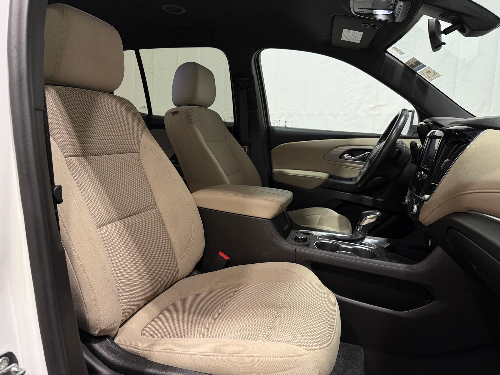 Thumbnail: 2022 Chevrolet Traverse - 2