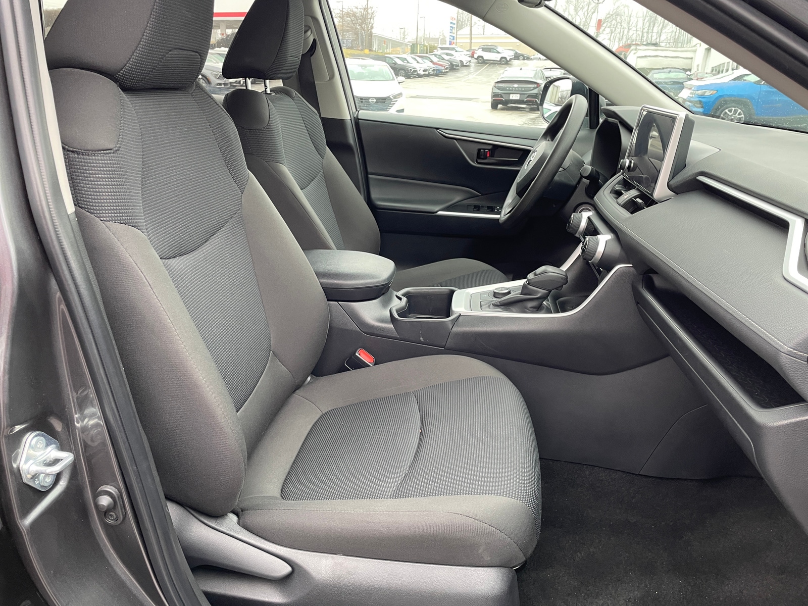 Thumbnail: 2025 Toyota RAV4 - 2