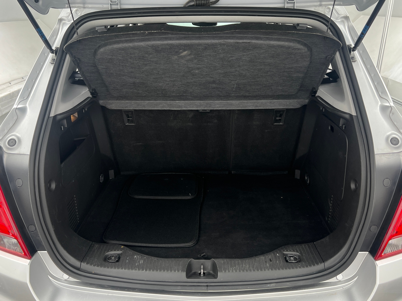 Thumbnail: 2019 Chevrolet Trax - 7