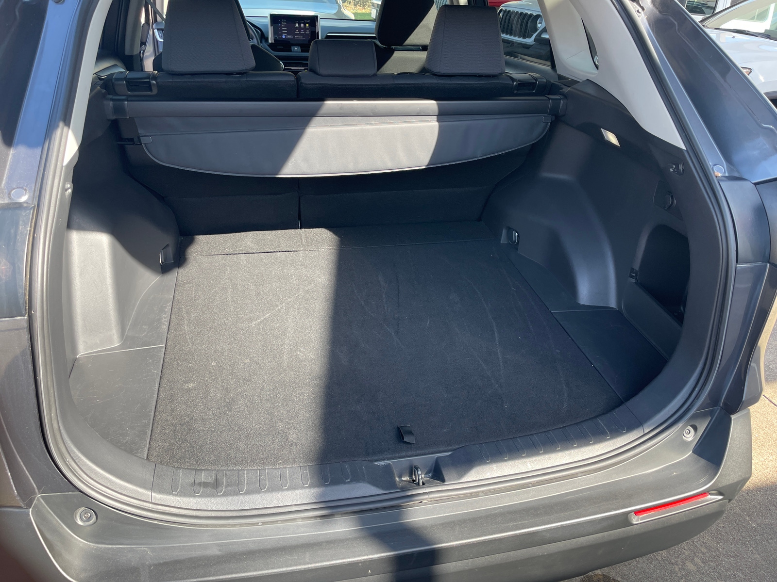 Thumbnail: 2025 Toyota RAV4 - 5