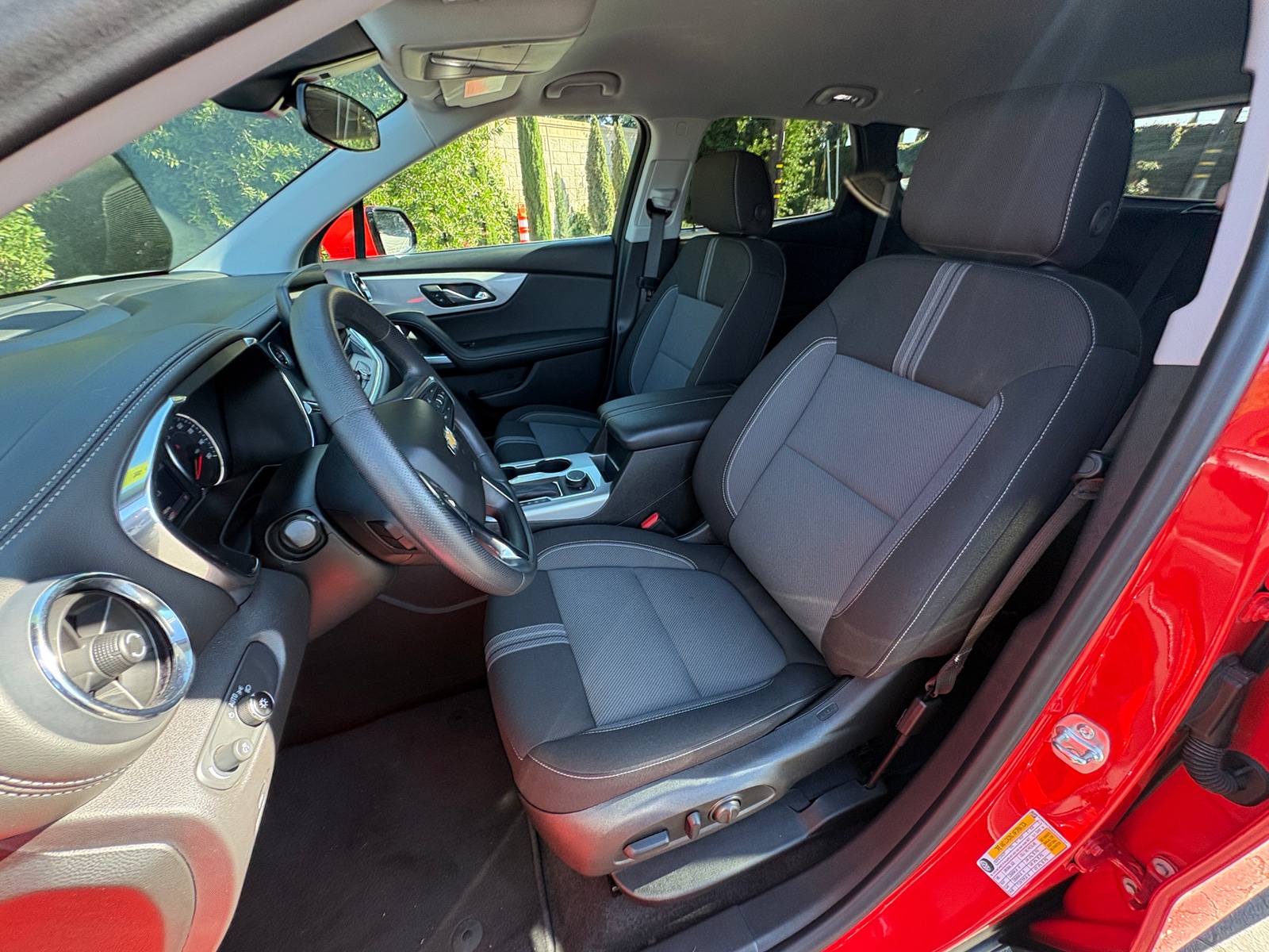 Thumbnail: 2025 Chevrolet Blazer - 2