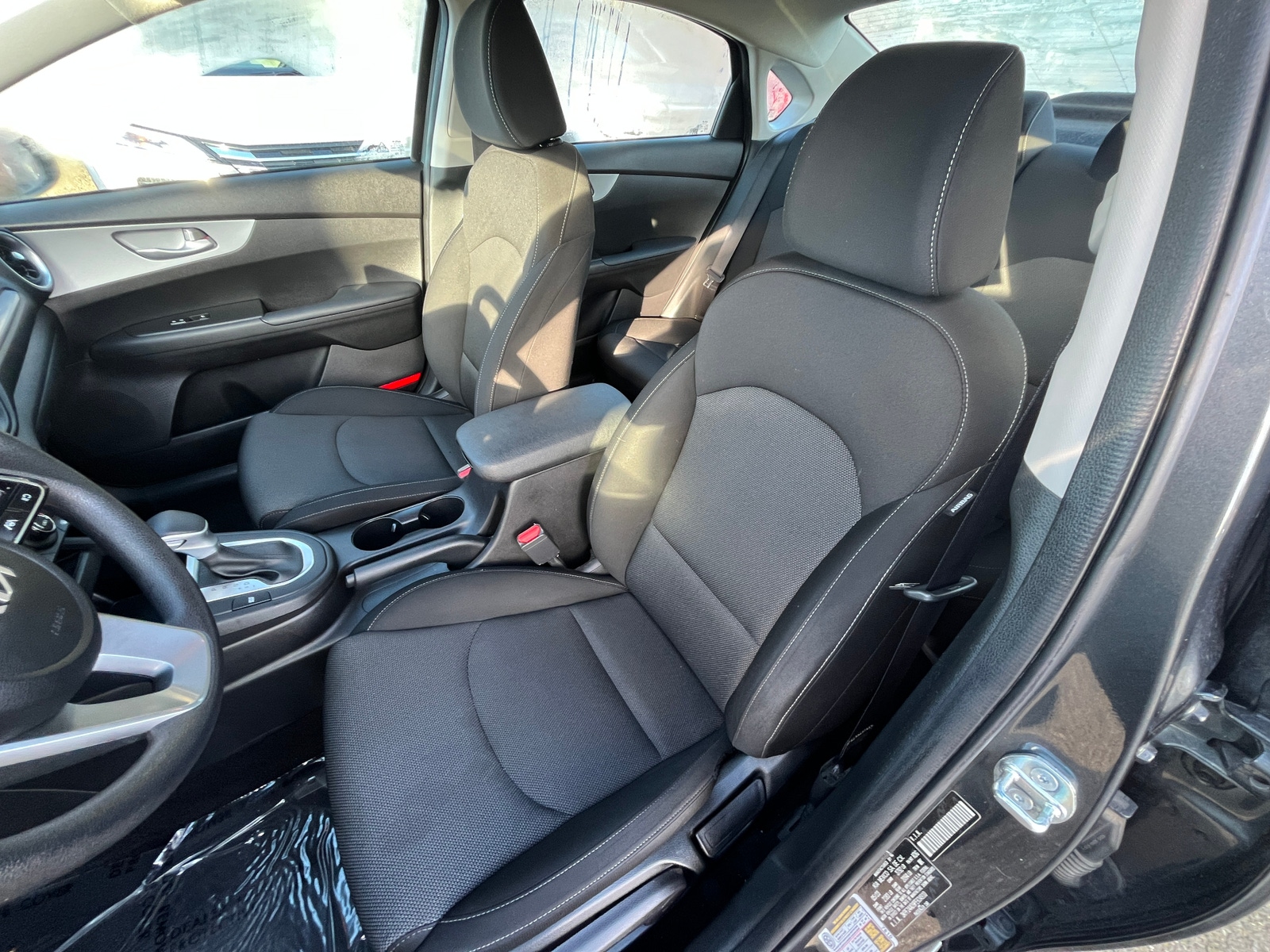 Thumbnail: 2023 Kia Forte - 2