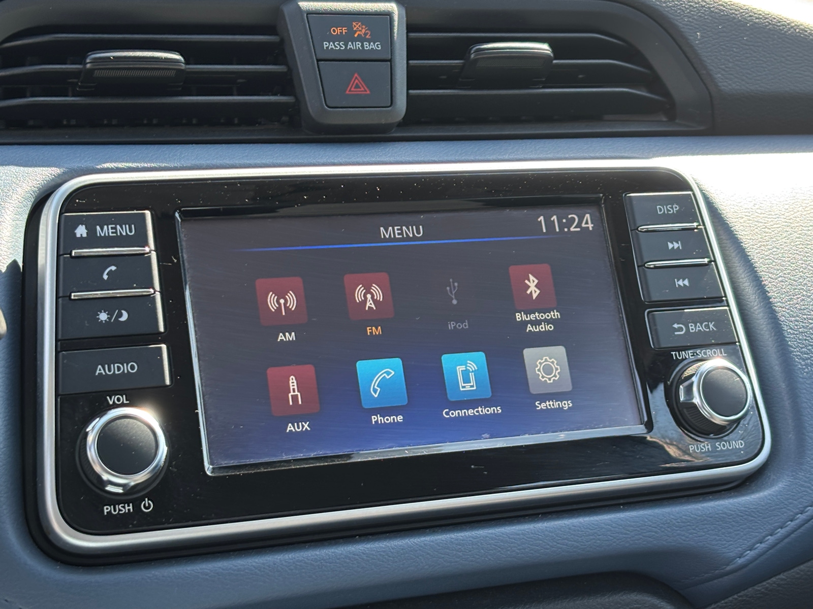 Thumbnail: 2025 Nissan Versa - 4