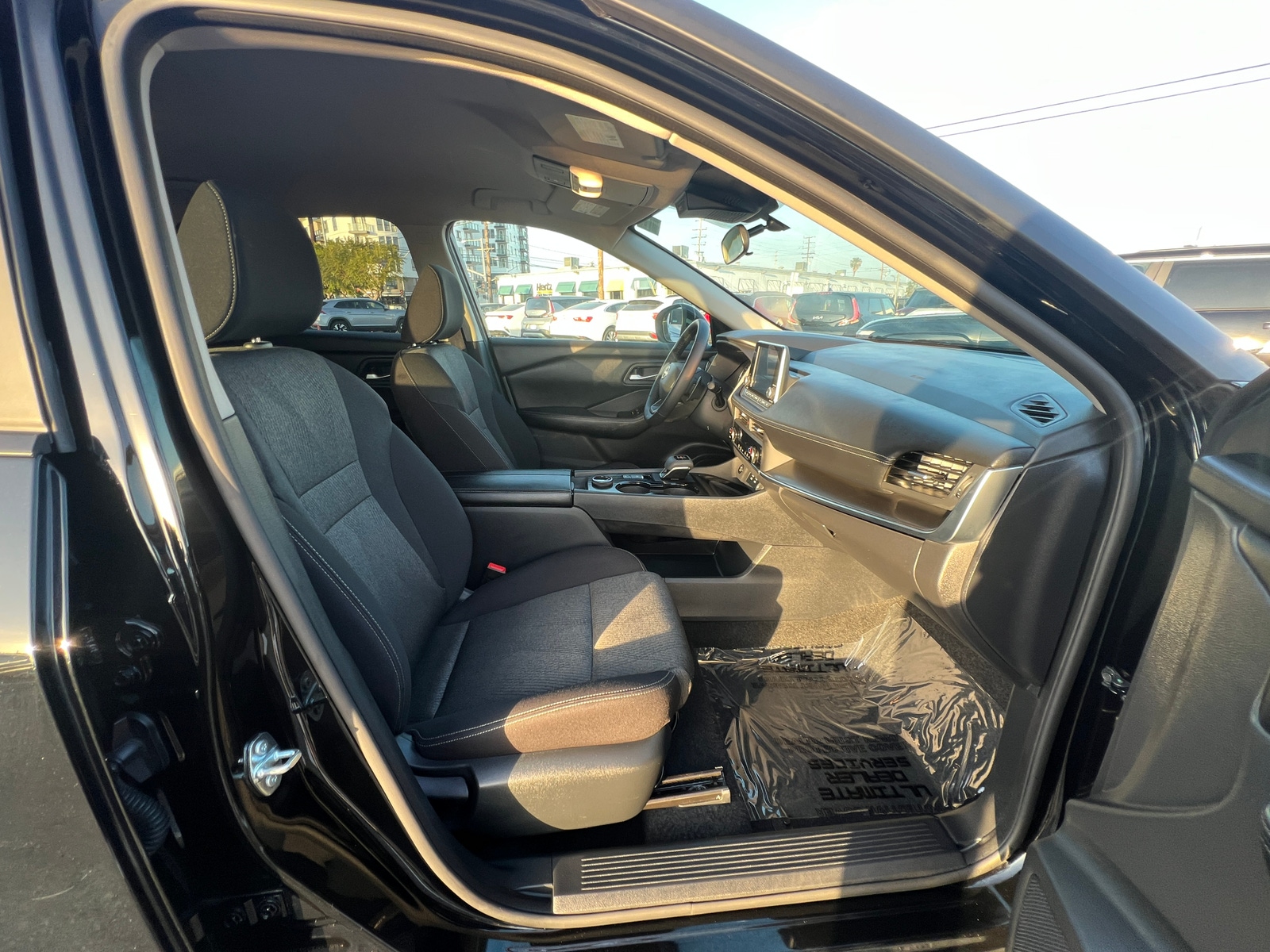 Thumbnail: 2025 Nissan Rogue - 2