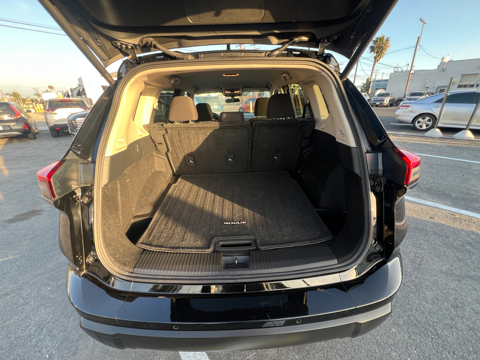 Thumbnail: 2025 Nissan Rogue - 6