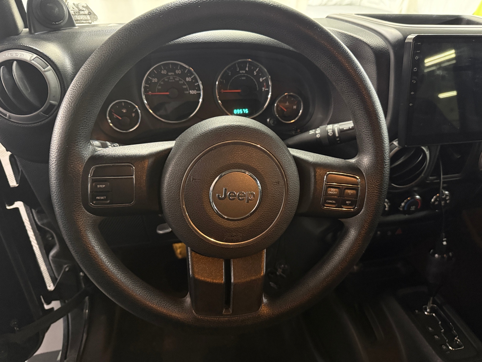 Thumbnail: 2014 Jeep Wrangler - 5