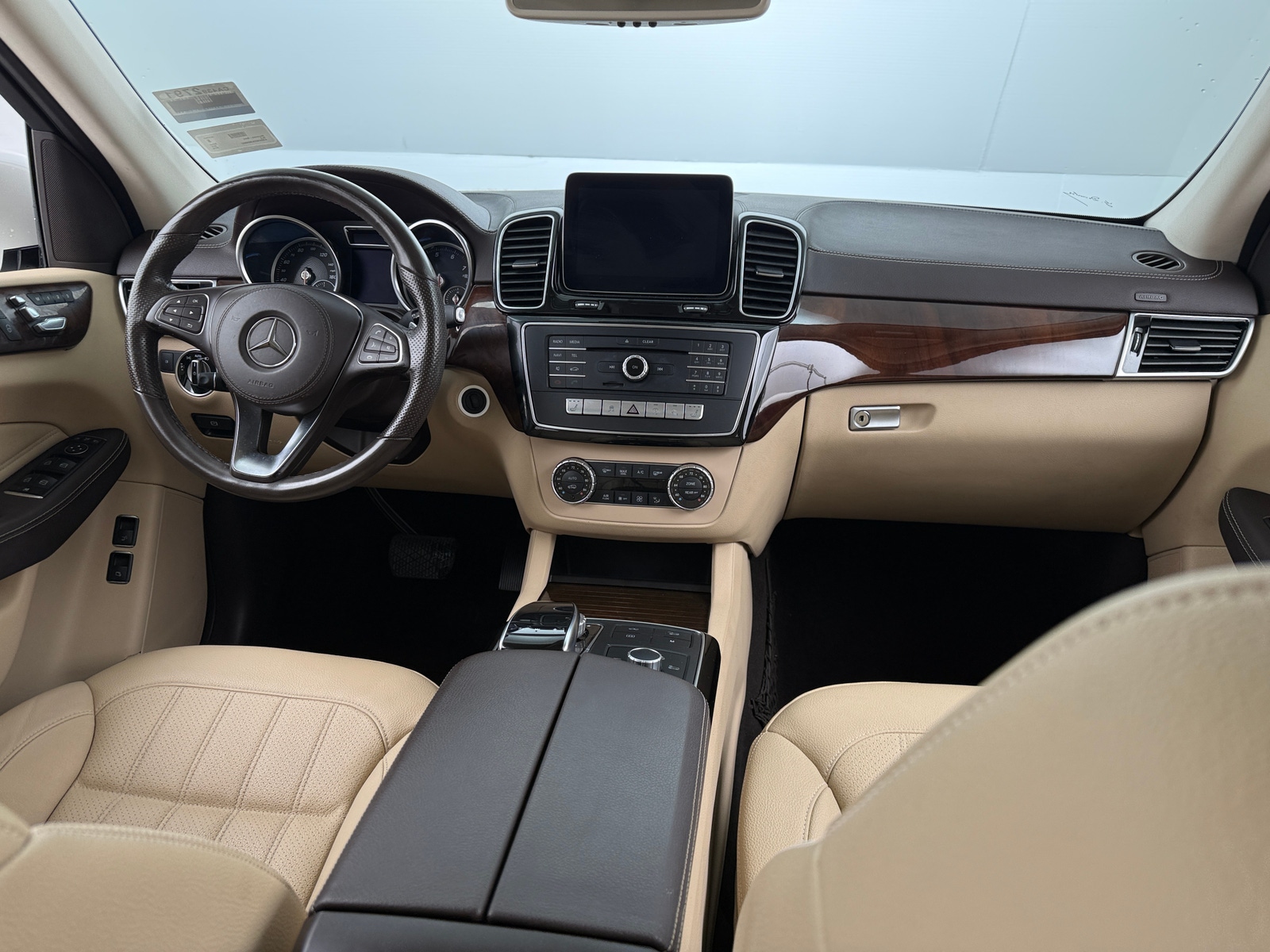 Thumbnail: 2018 Mercedes-Benz GLS - 2