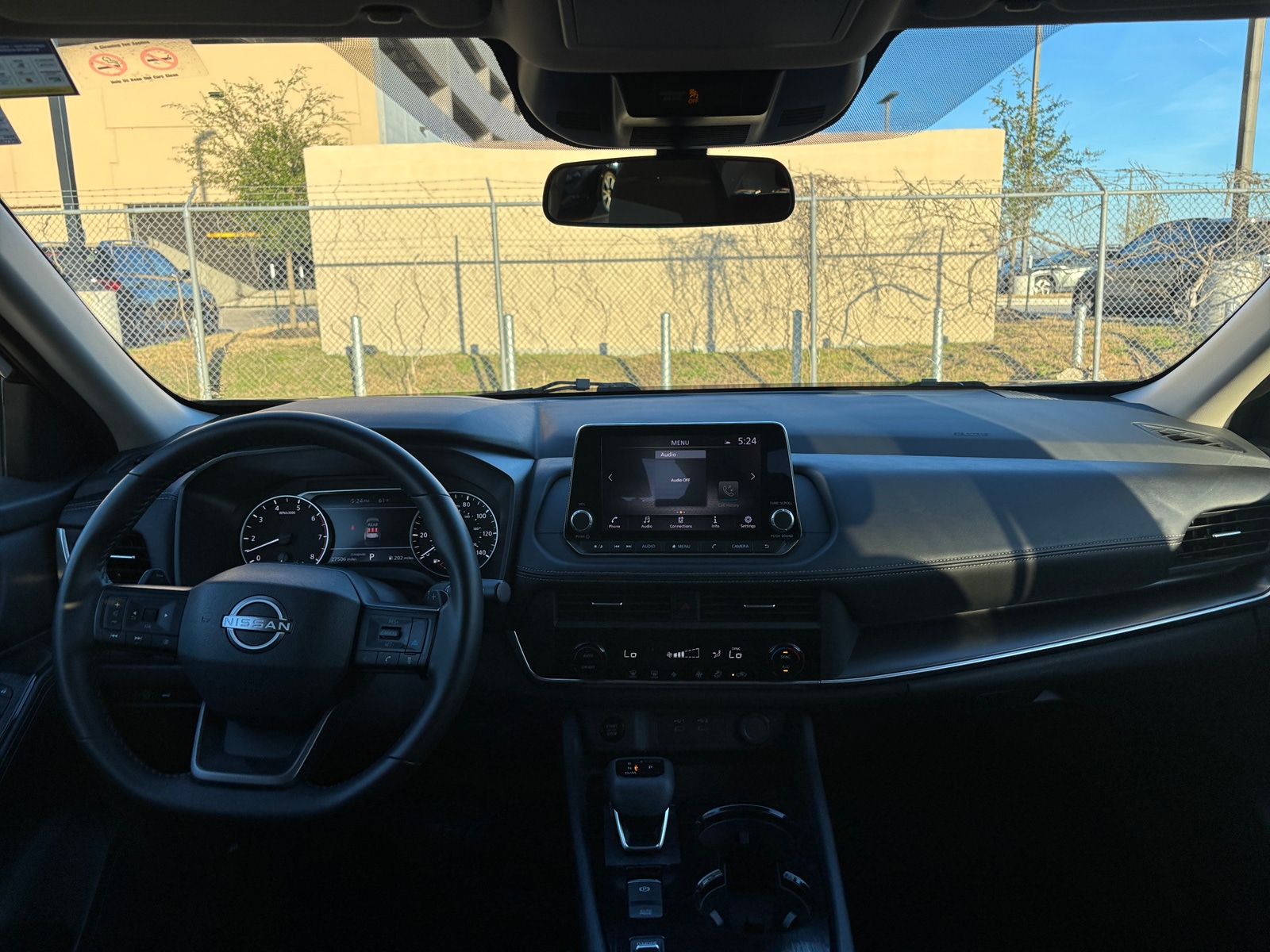 Thumbnail: 2025 Nissan Rogue - 3