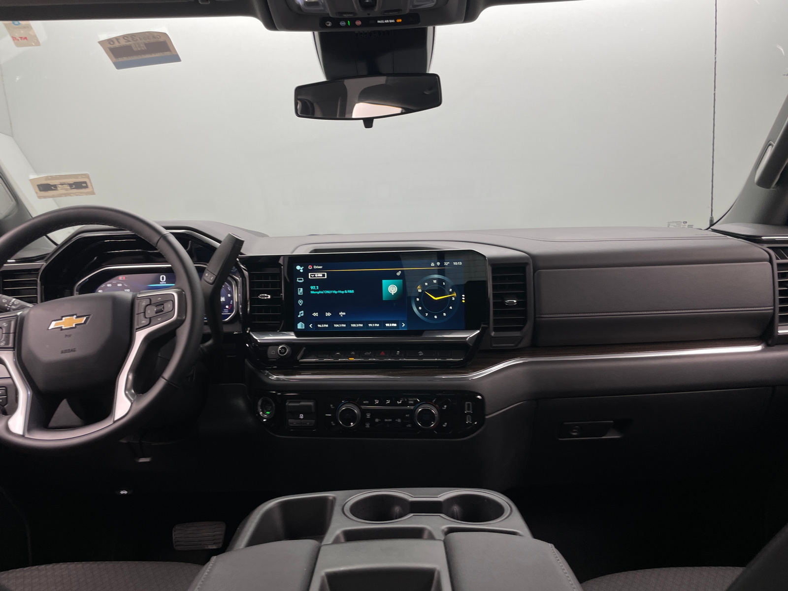 Thumbnail: 2024 Chevrolet Silverado 1500 - 3