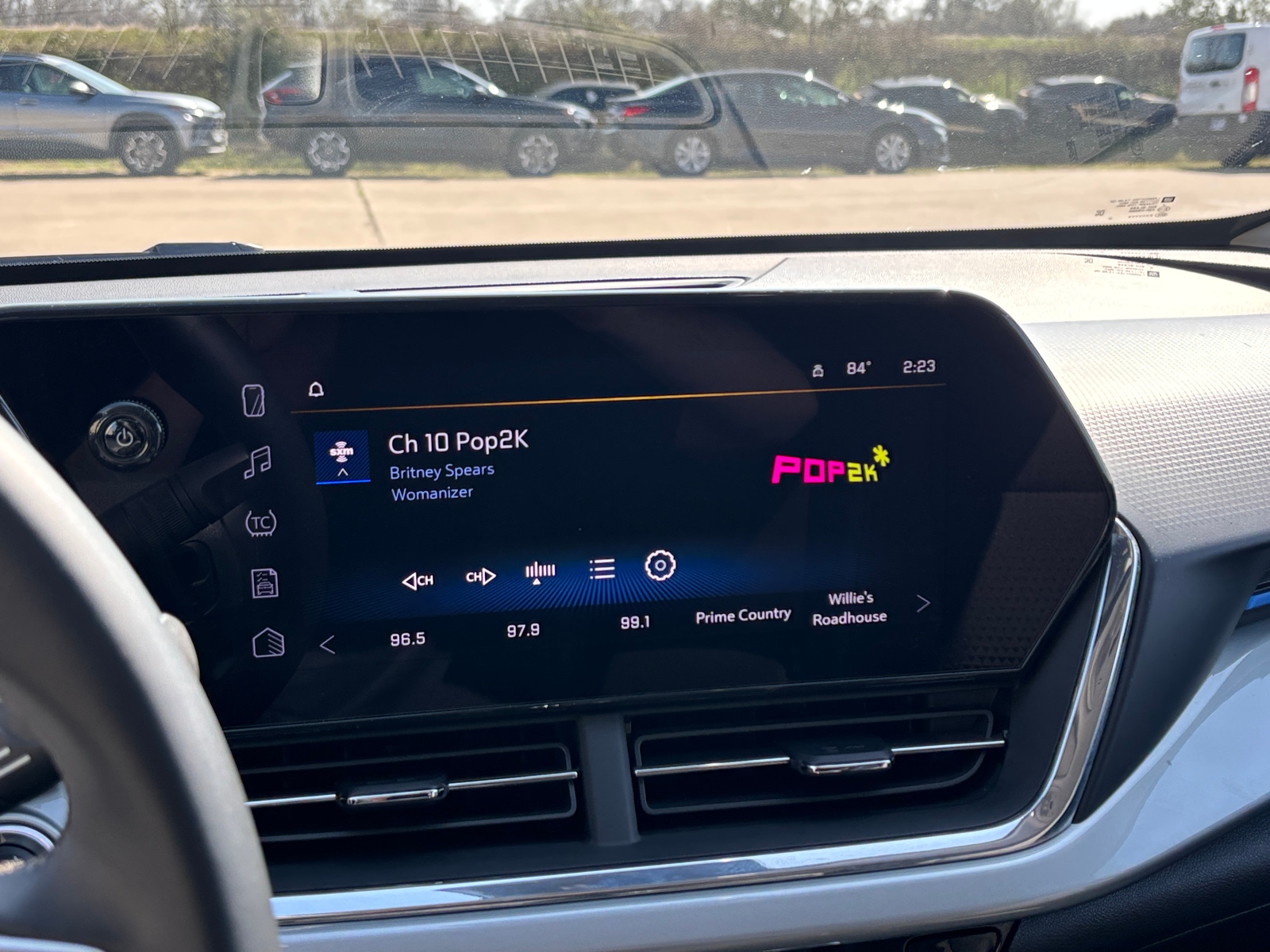 Thumbnail: 2025 Chevrolet Trax - 4