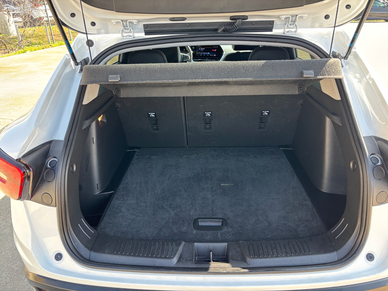 Thumbnail: 2025 Chevrolet Trax - 6