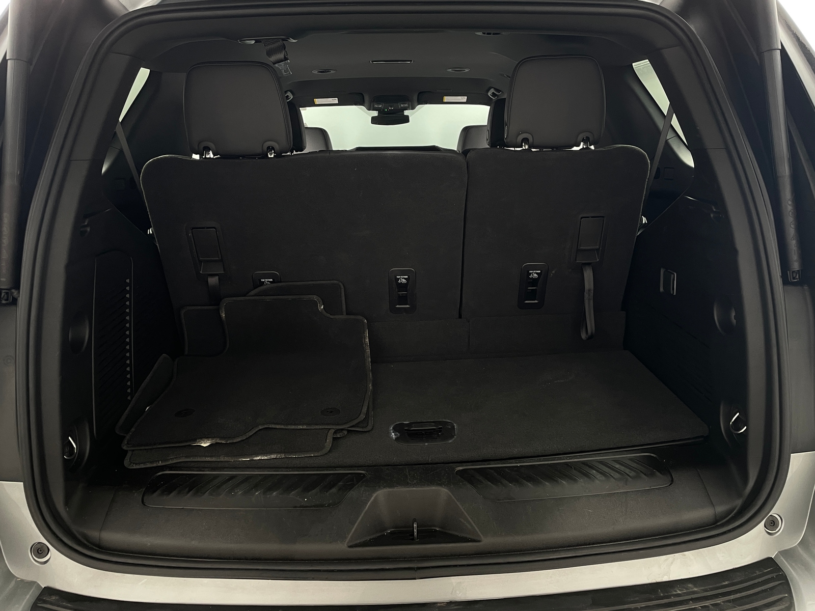 Thumbnail: 2025 Chevrolet Tahoe - 6