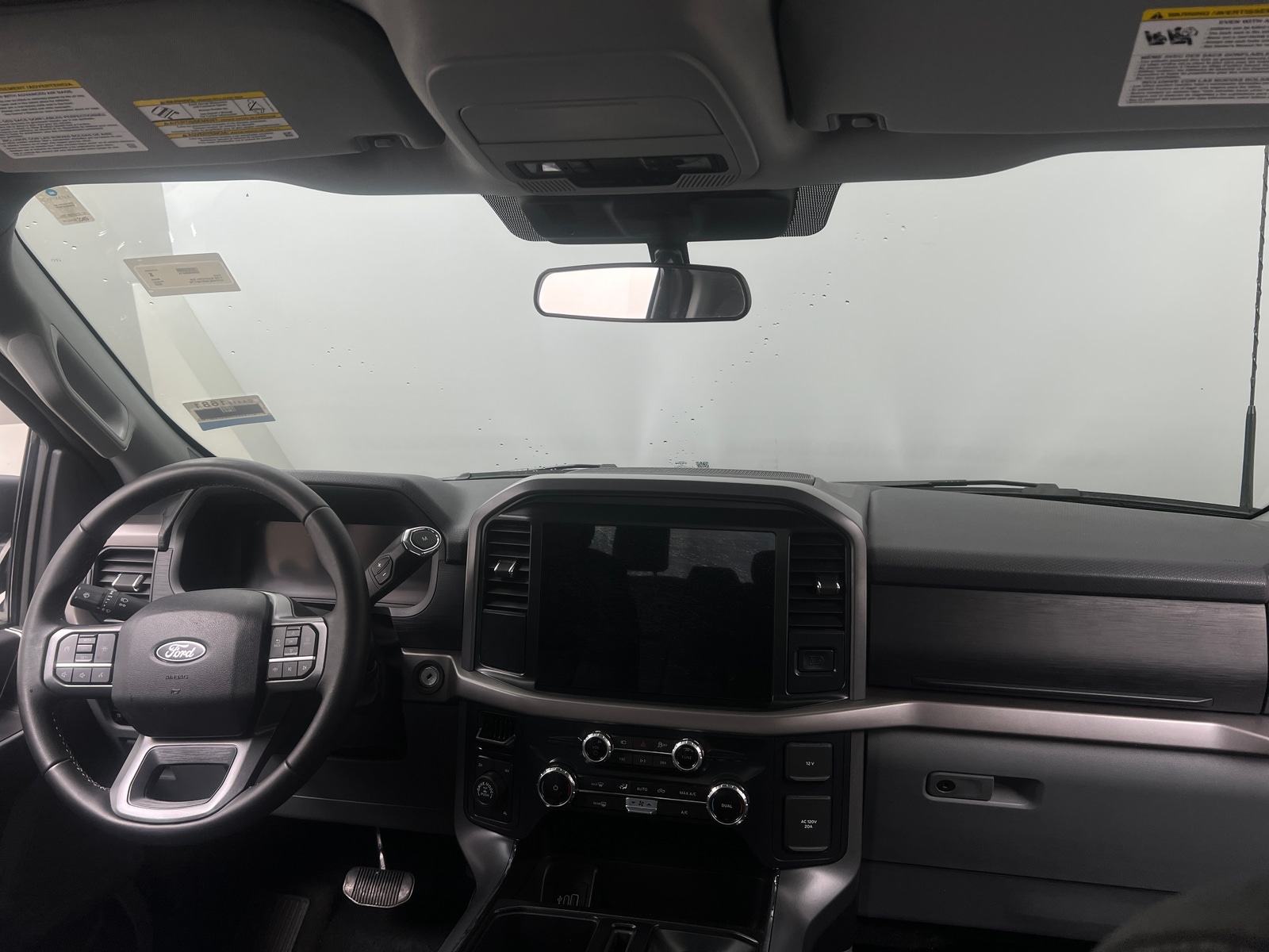 Thumbnail: 2025 Ford Econoline - 3