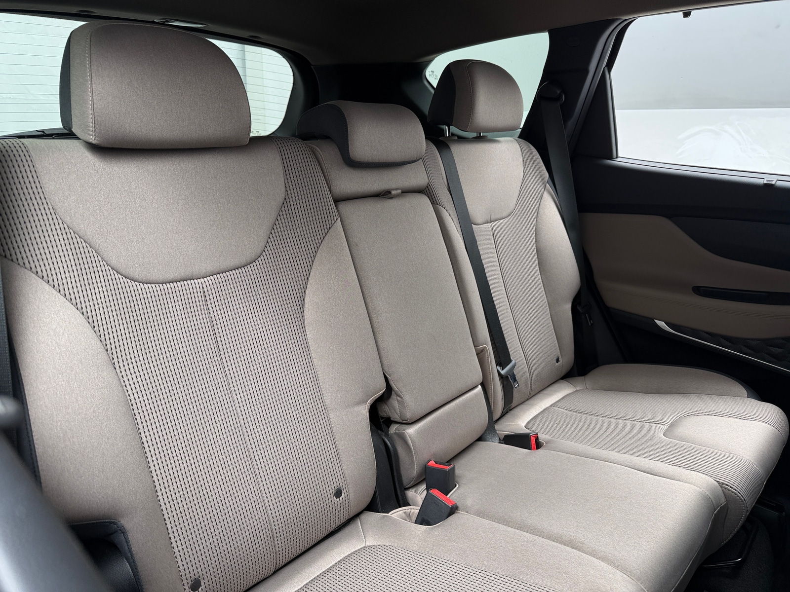 Thumbnail: 2019 Hyundai Santa Fe - 6