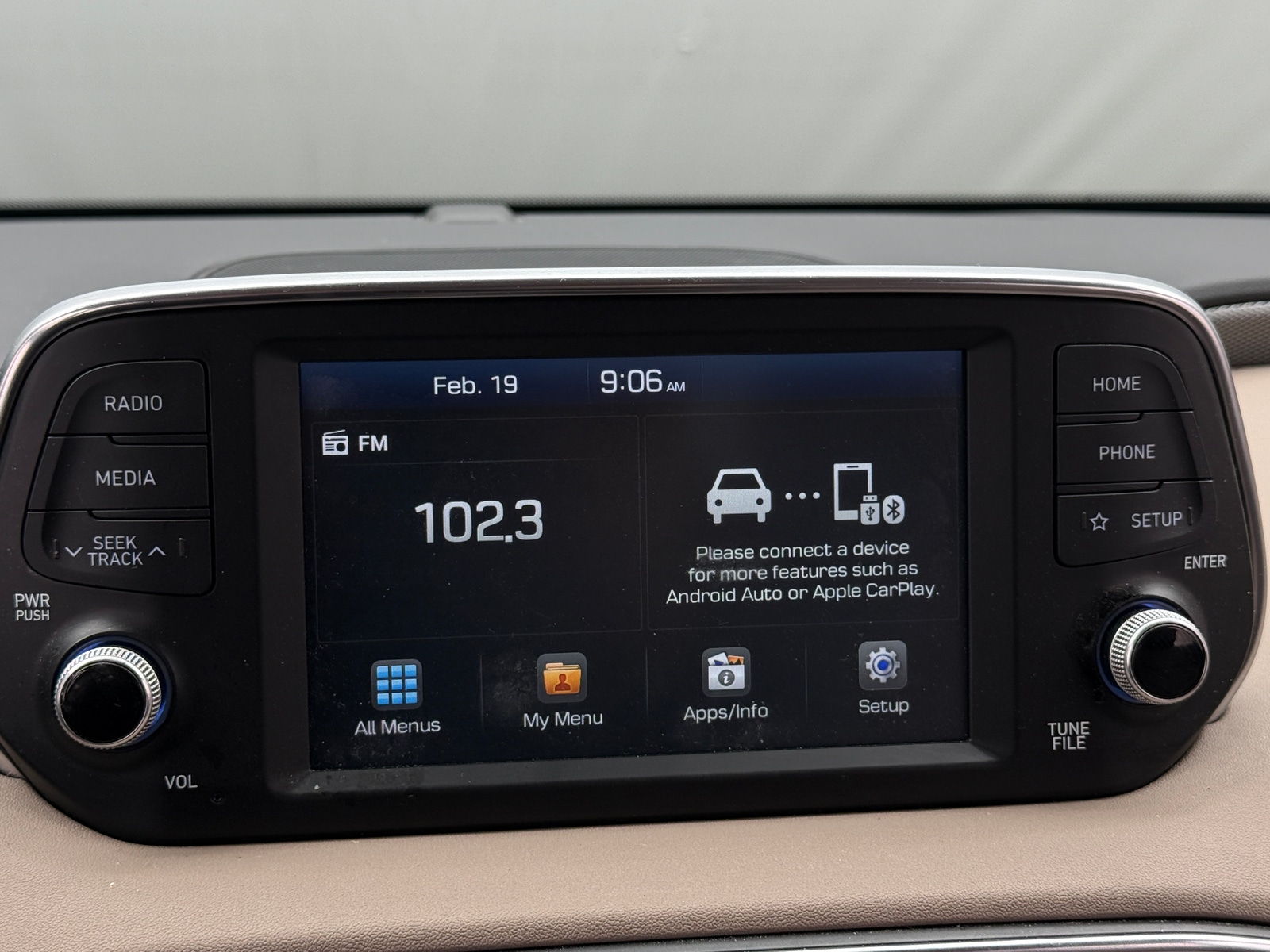 Thumbnail: 2019 Hyundai Santa Fe - 4