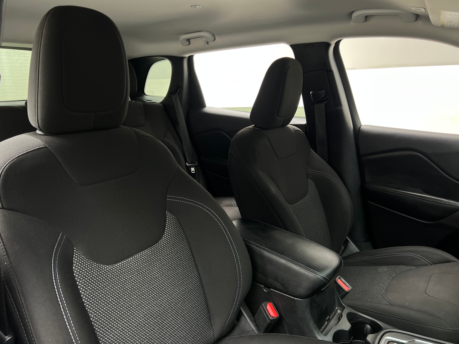 Thumbnail: 2019 Jeep Cherokee - 2