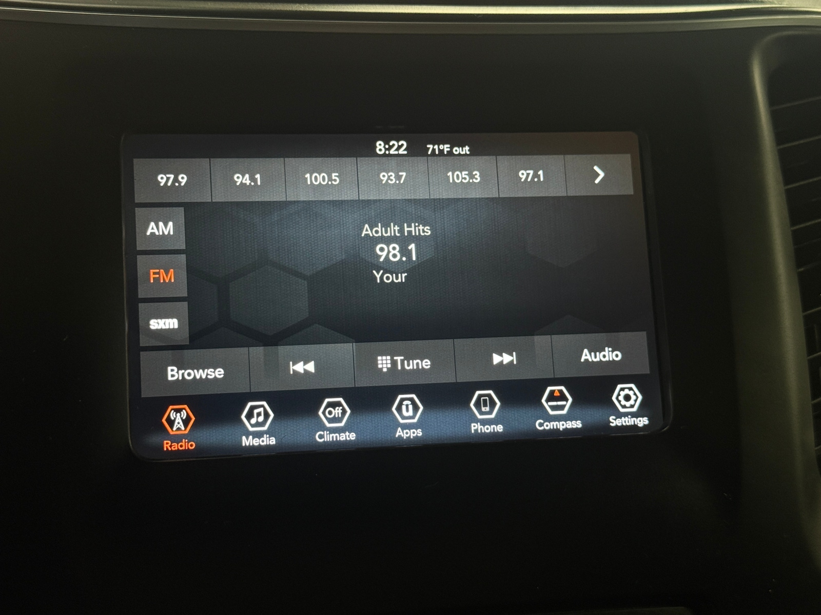 Thumbnail: 2019 Jeep Cherokee - 4