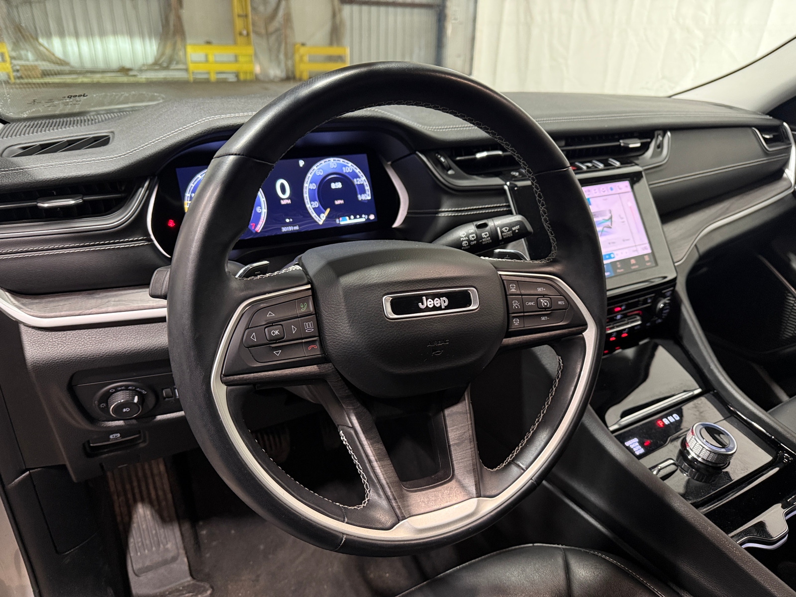 Thumbnail: 2021 Jeep Grand Cherokee L - 4