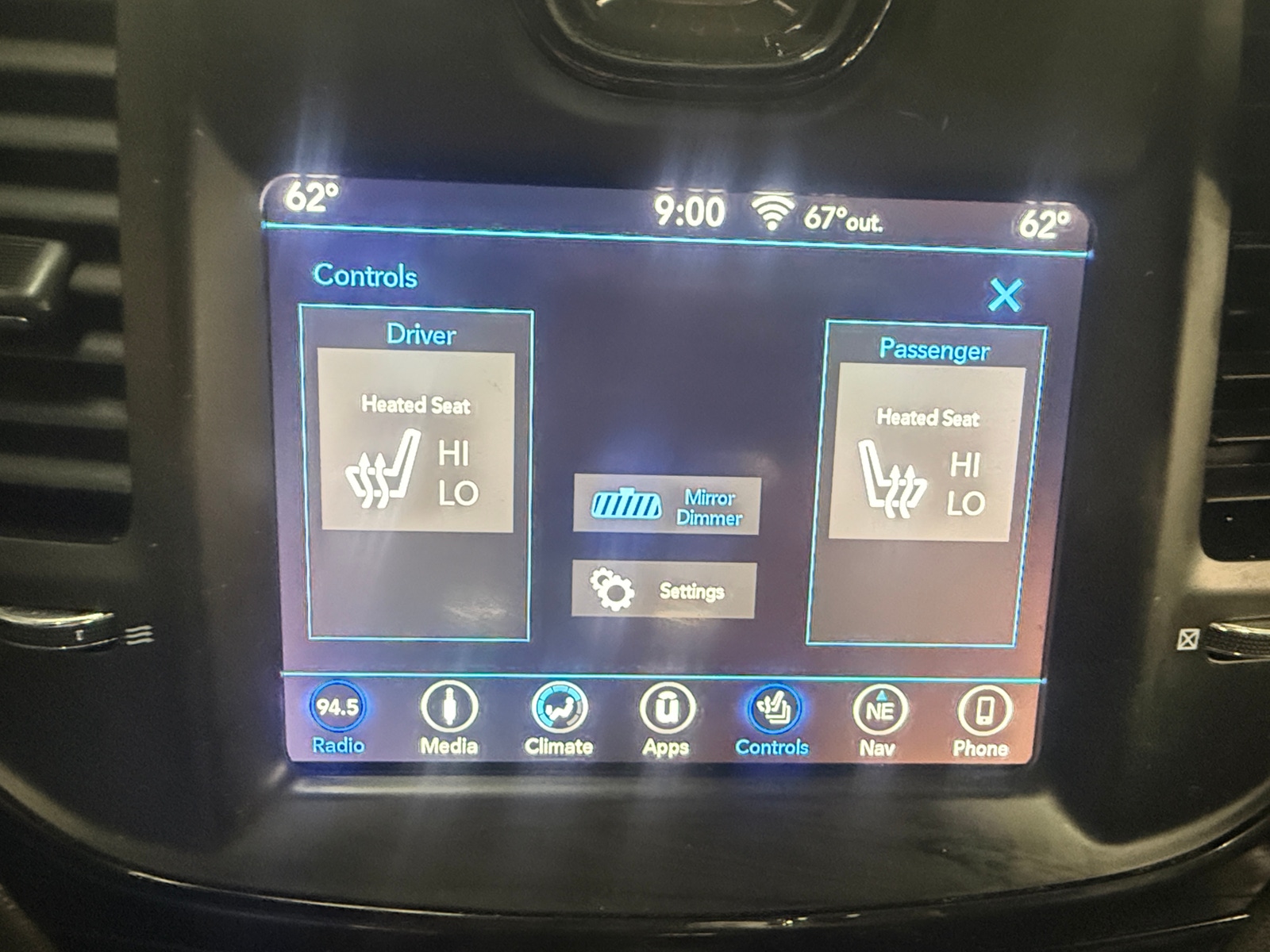 Thumbnail: 2018 Chrysler 300 - 3