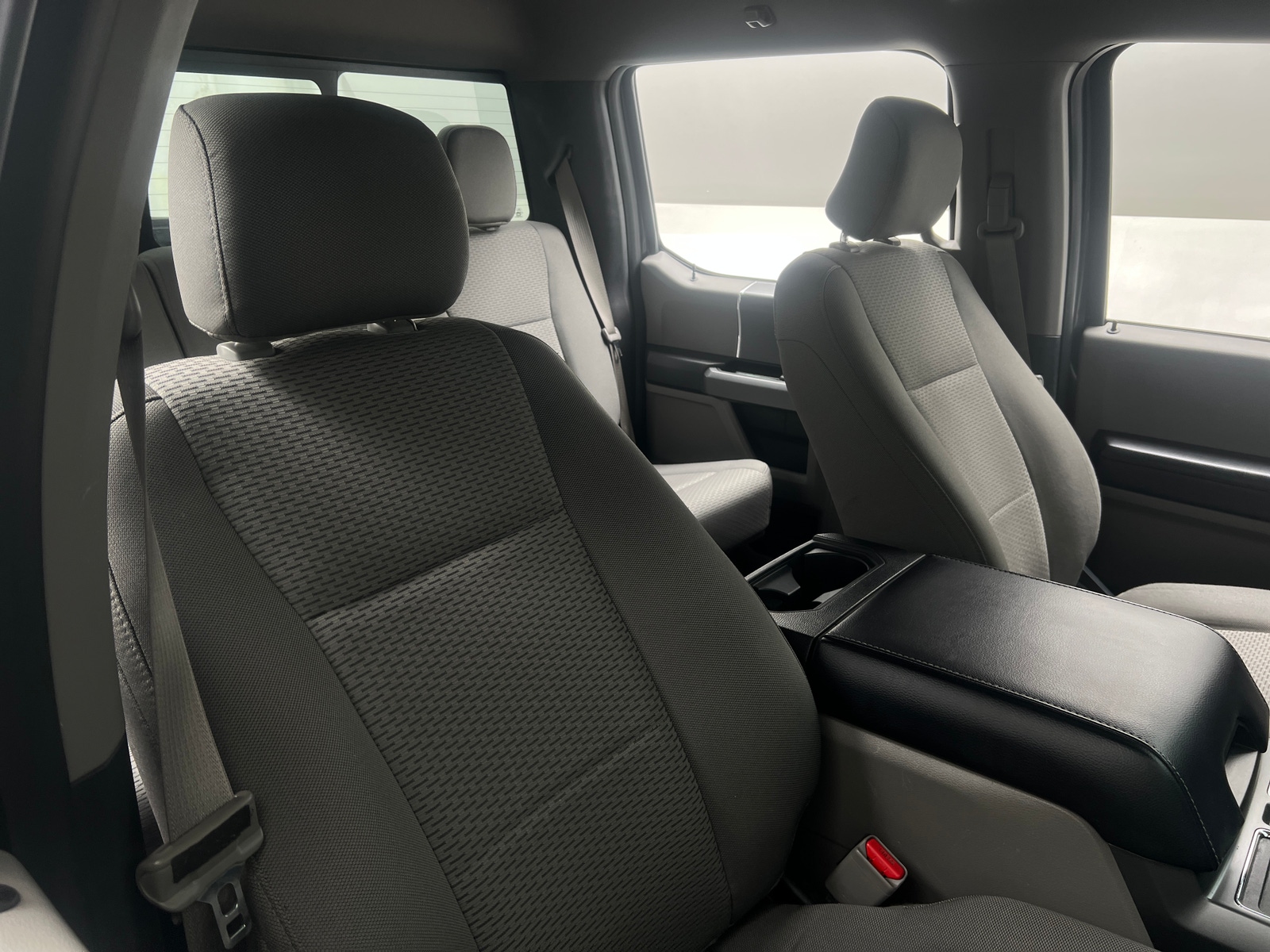 Thumbnail: 2016 Ford Econoline - 2