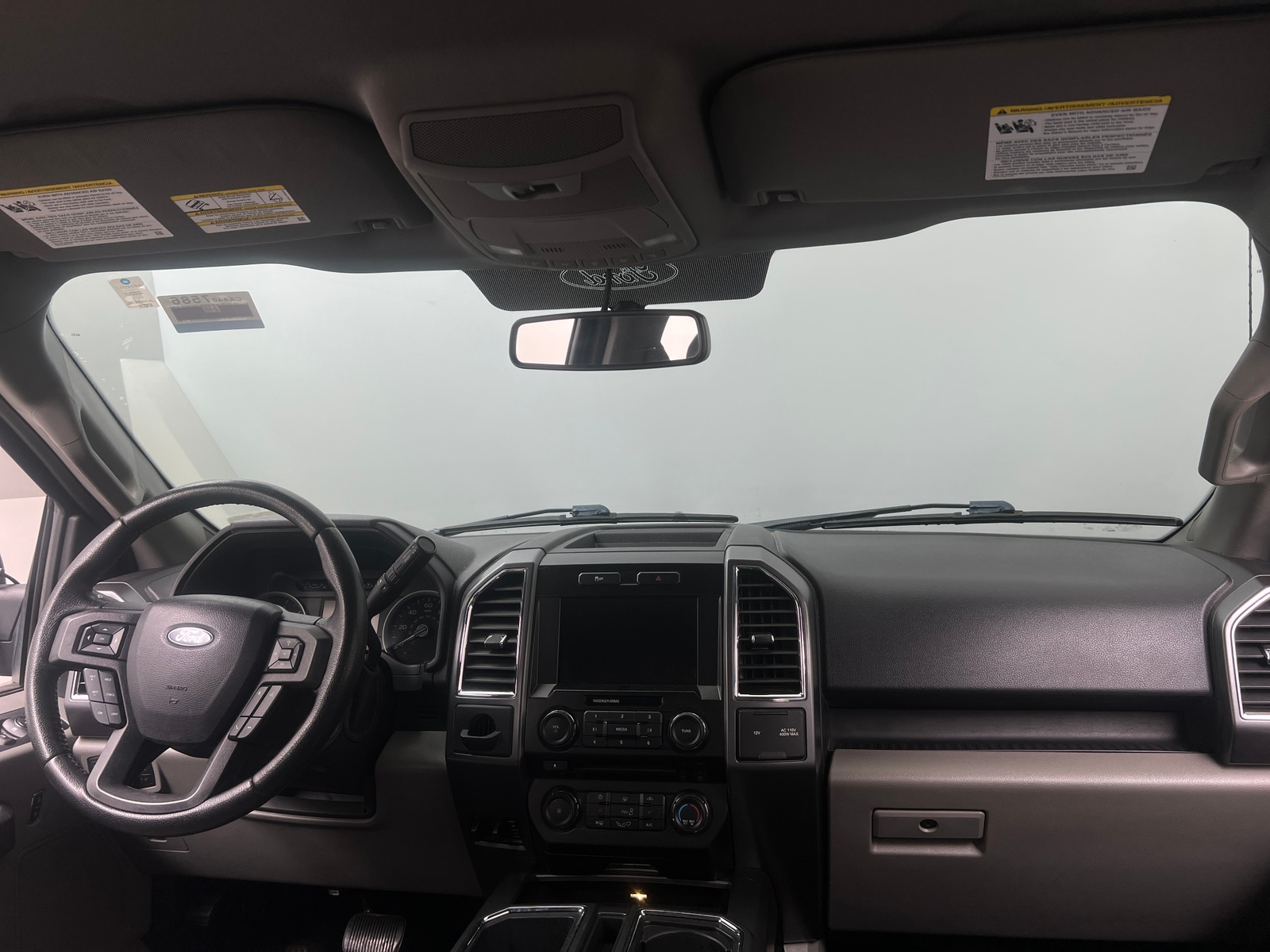 Thumbnail: 2016 Ford Econoline - 3