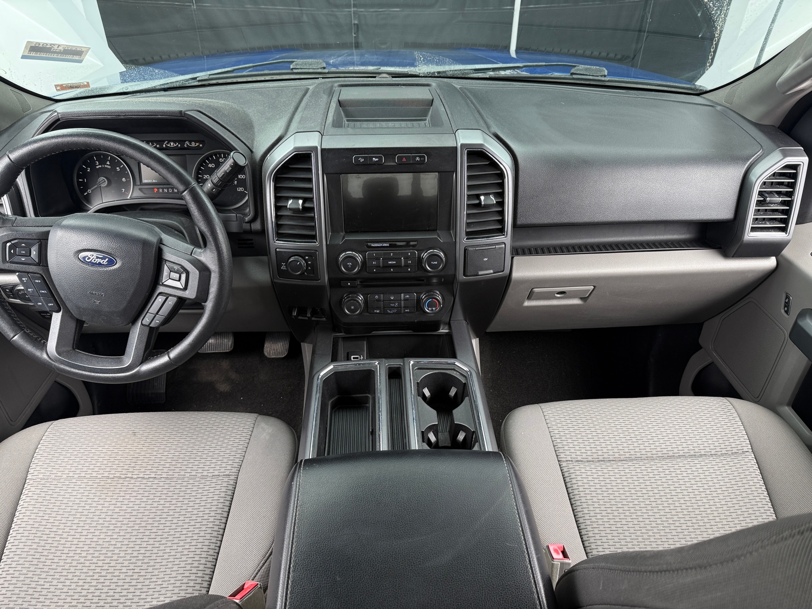 Thumbnail: 2018 Ford Econoline - 3