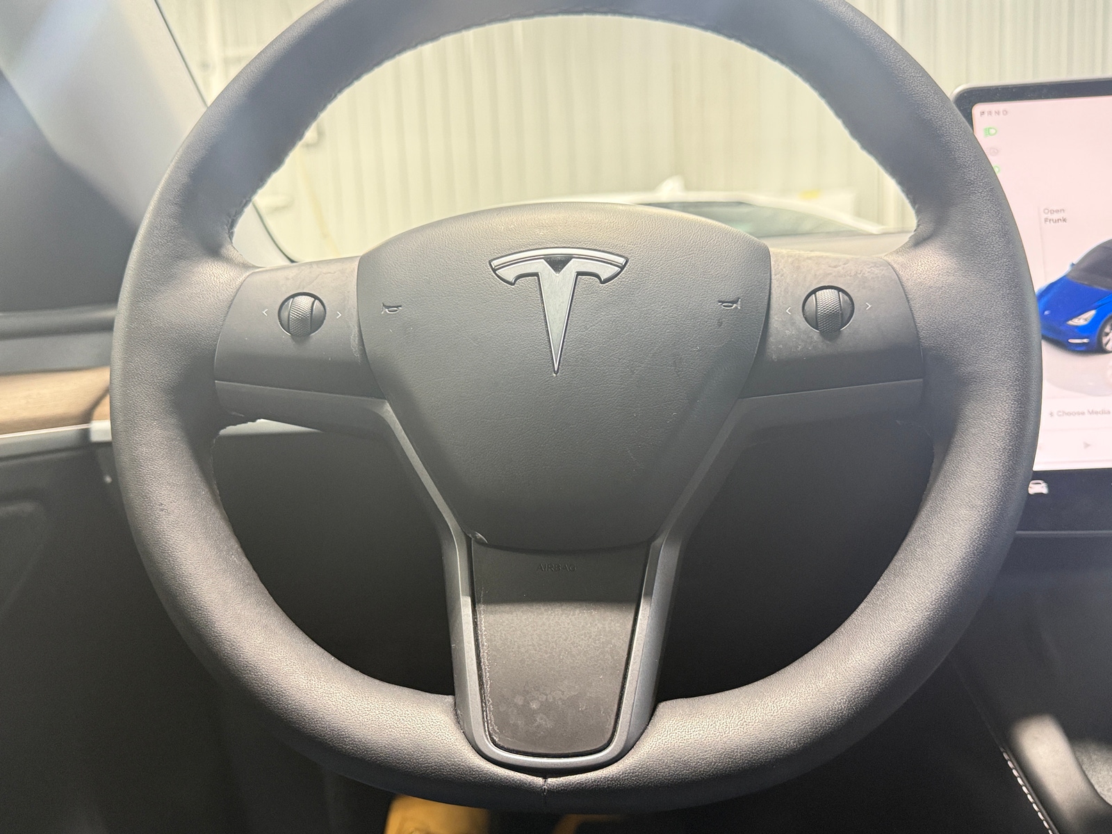 Thumbnail: 2023 Tesla Model Y - 3