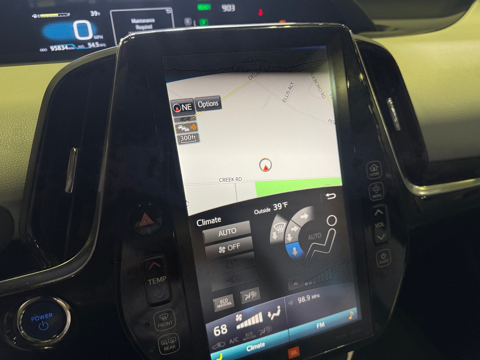 Thumbnail: 2018 Toyota Prius Prime - 3