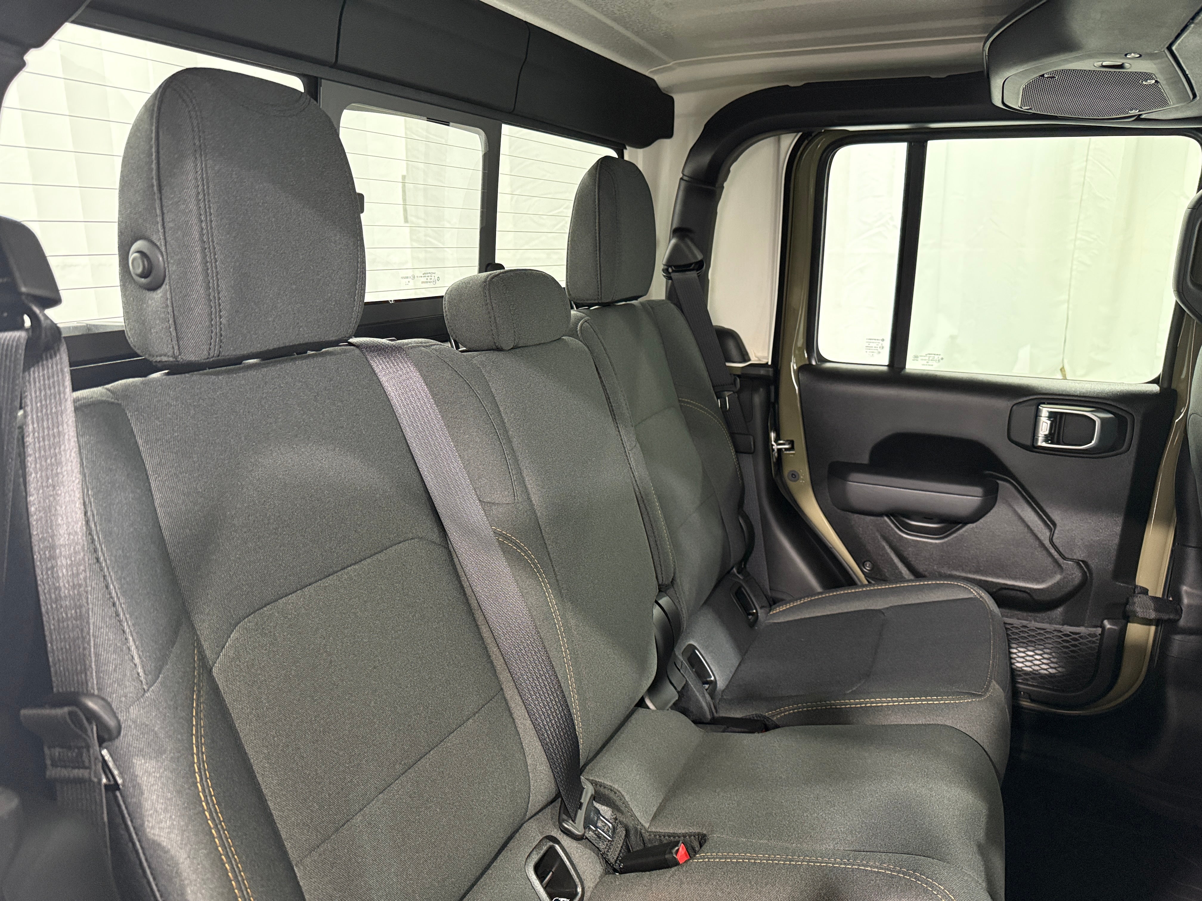 2026 Jeep Gladiator Sport S Auto's photo