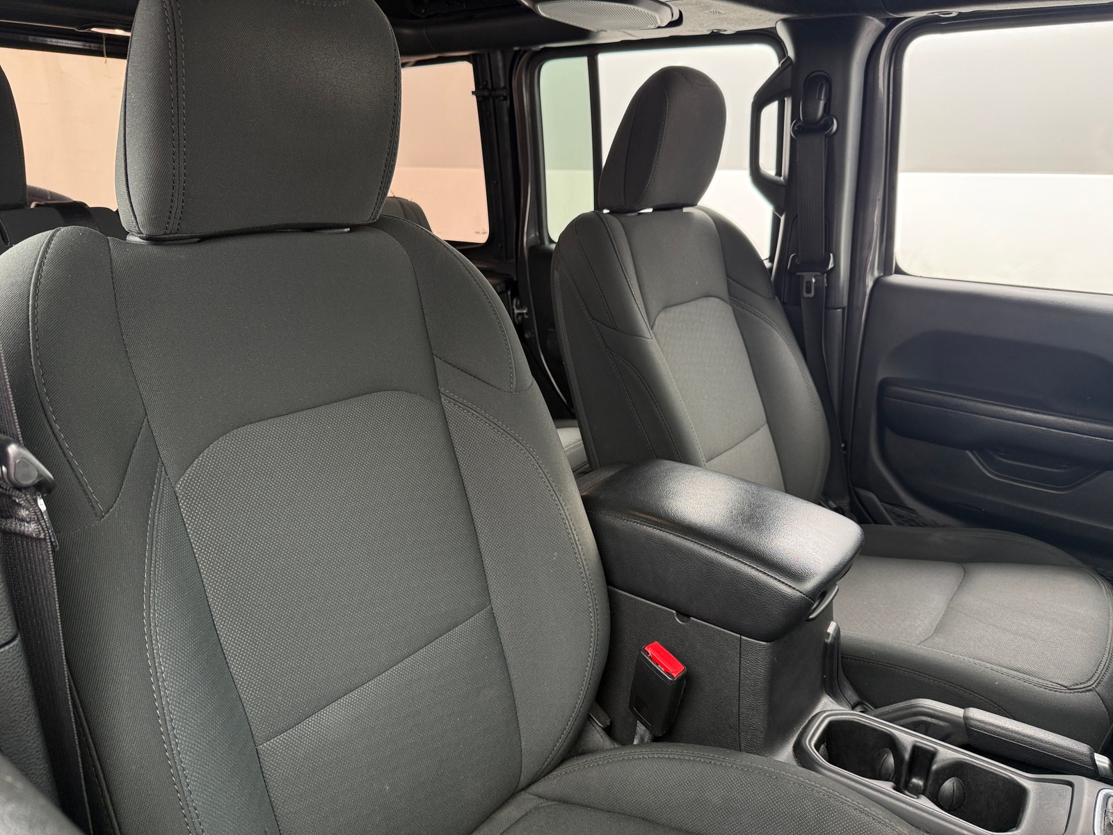 Thumbnail: 2022 Jeep Wrangler - 2