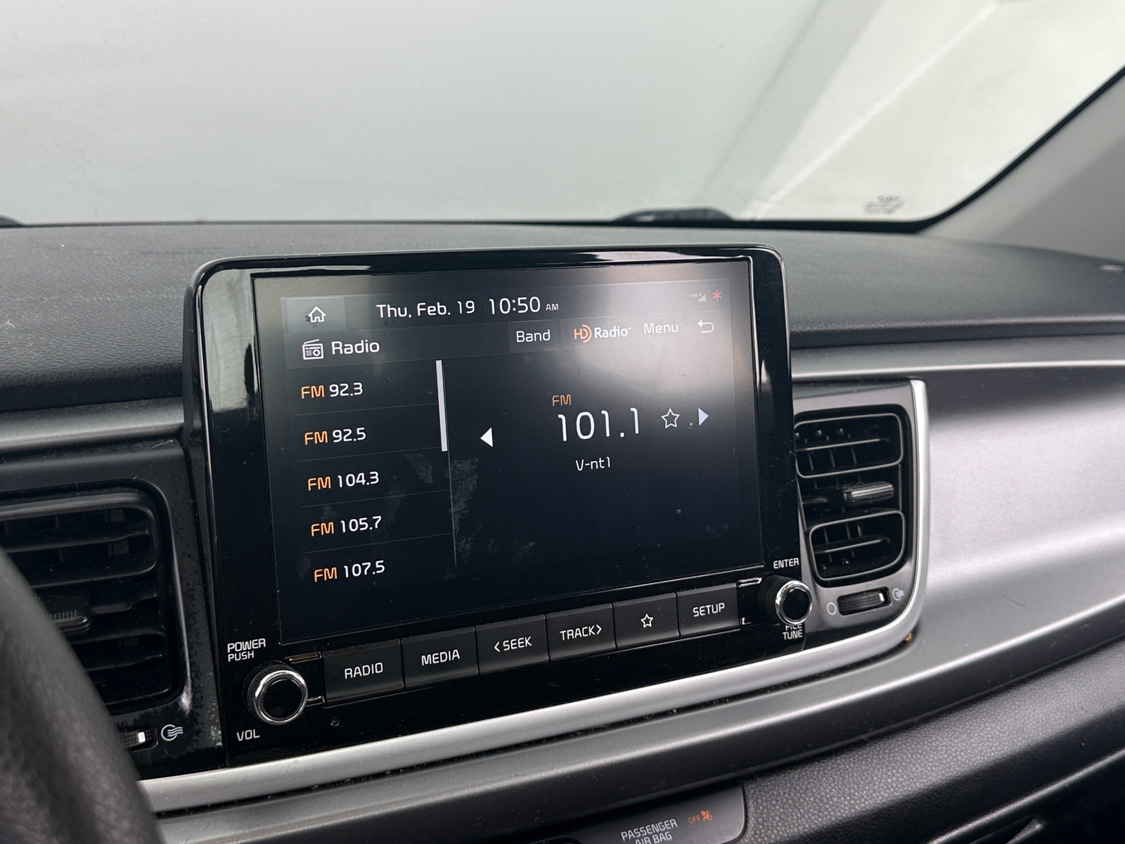 Thumbnail: 2023 Kia Rio - 4