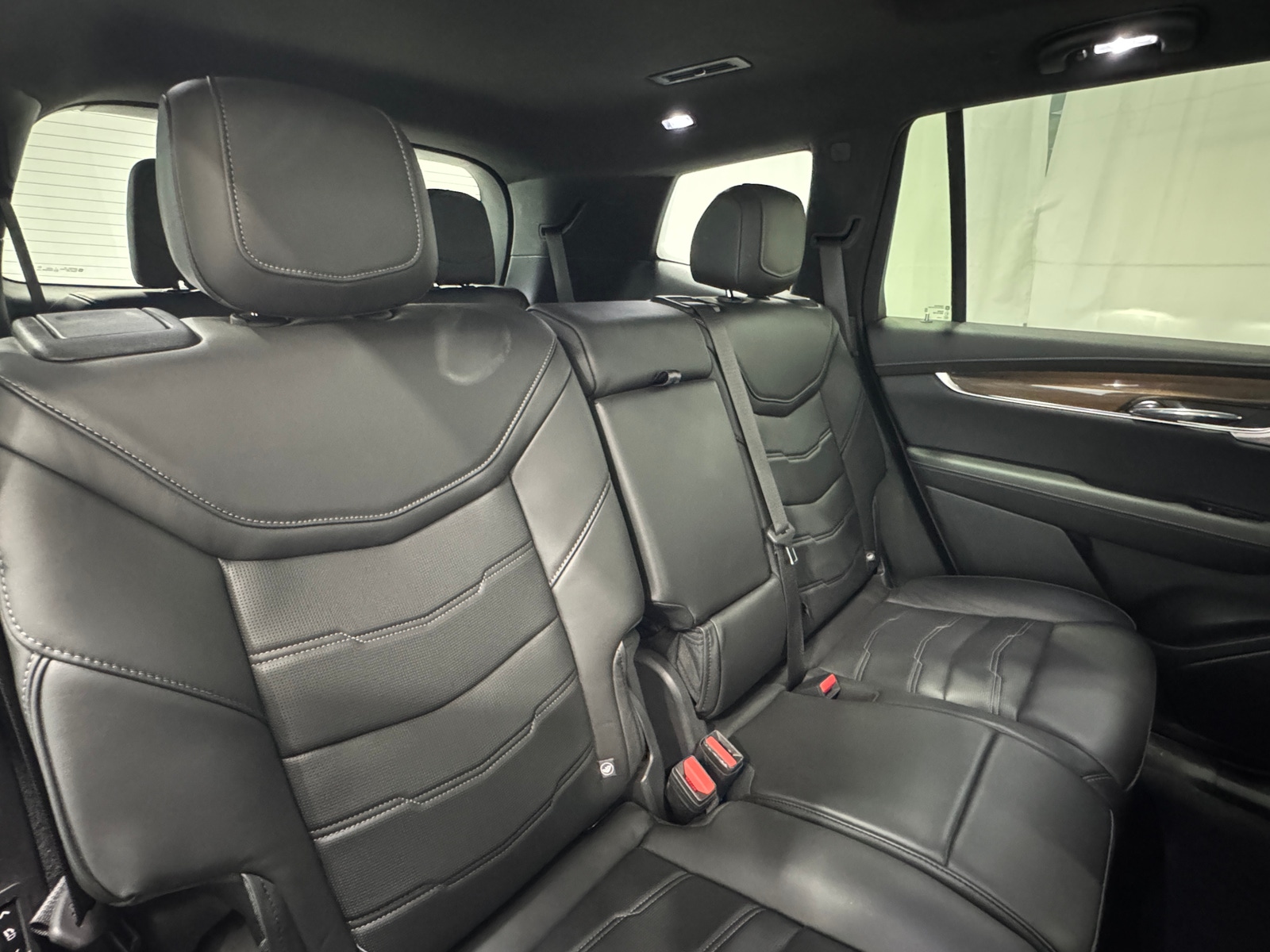 Thumbnail: 2023 Cadillac XT6 - 5