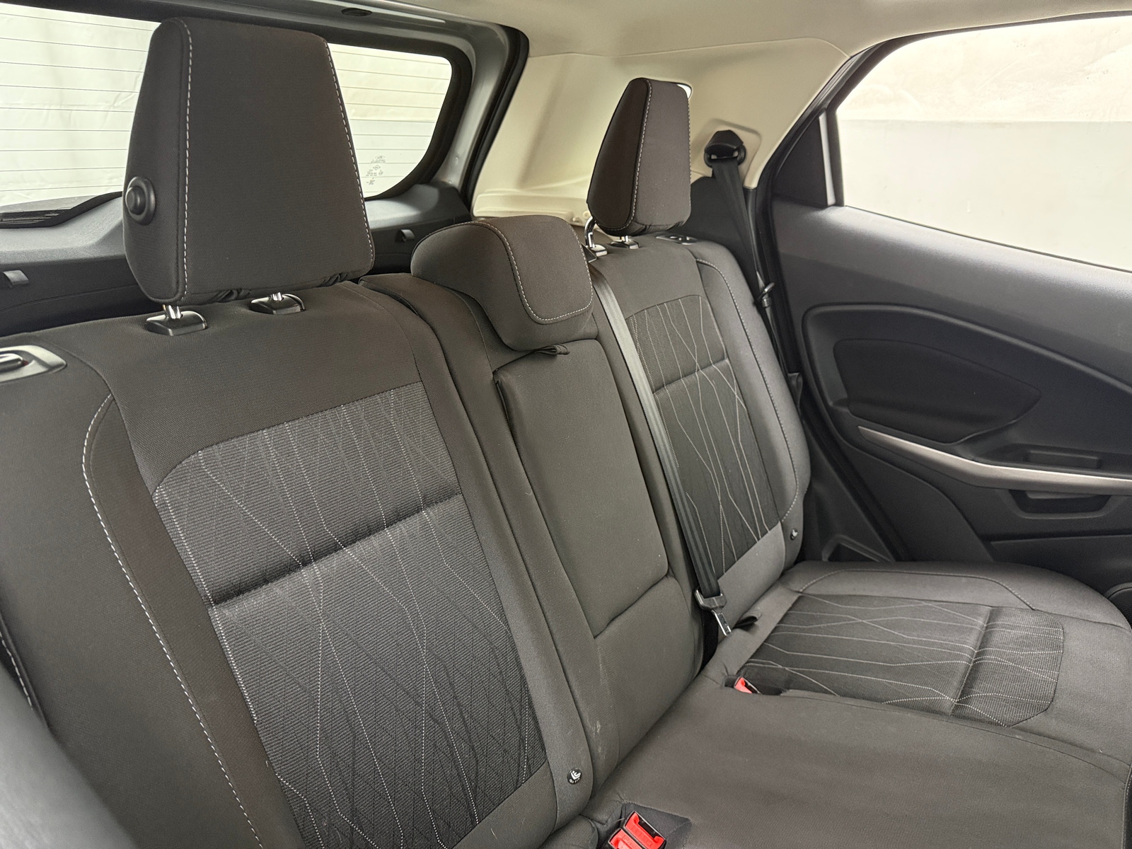 Thumbnail: 2019 Ford EcoSport - 6